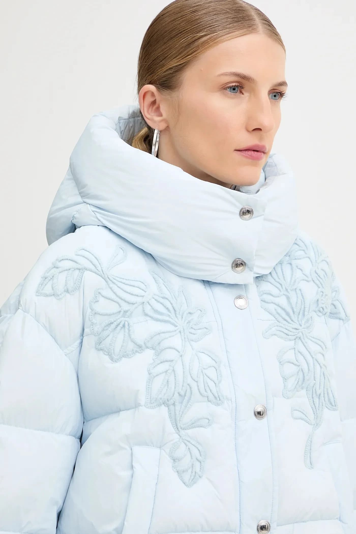 Пуховик - фото 4