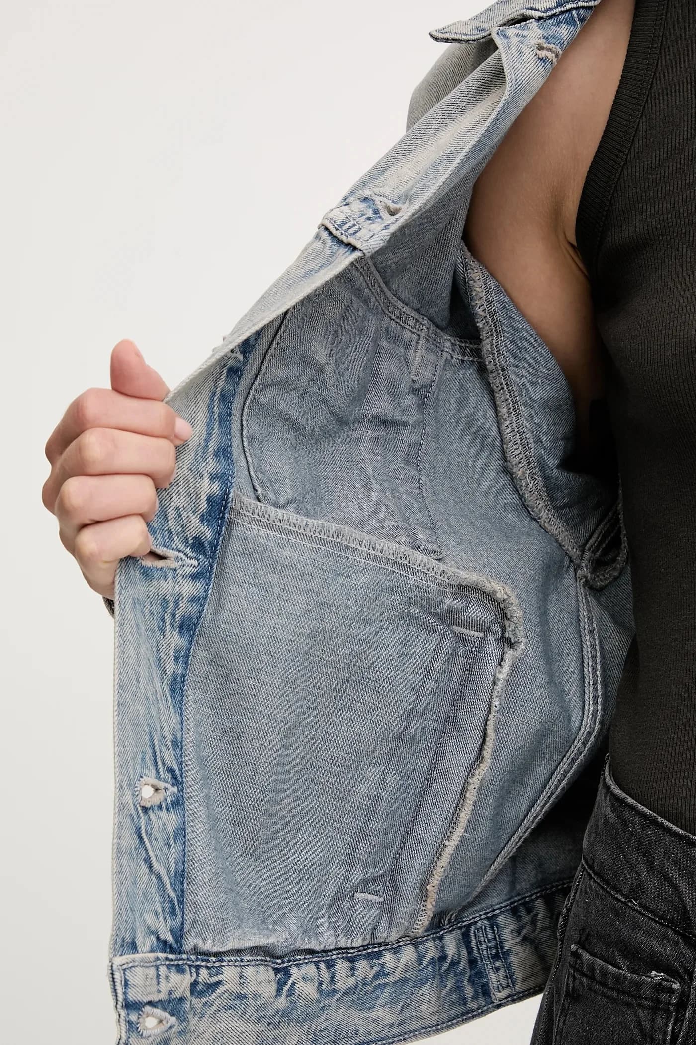 Джинсовая куртка - фото 6