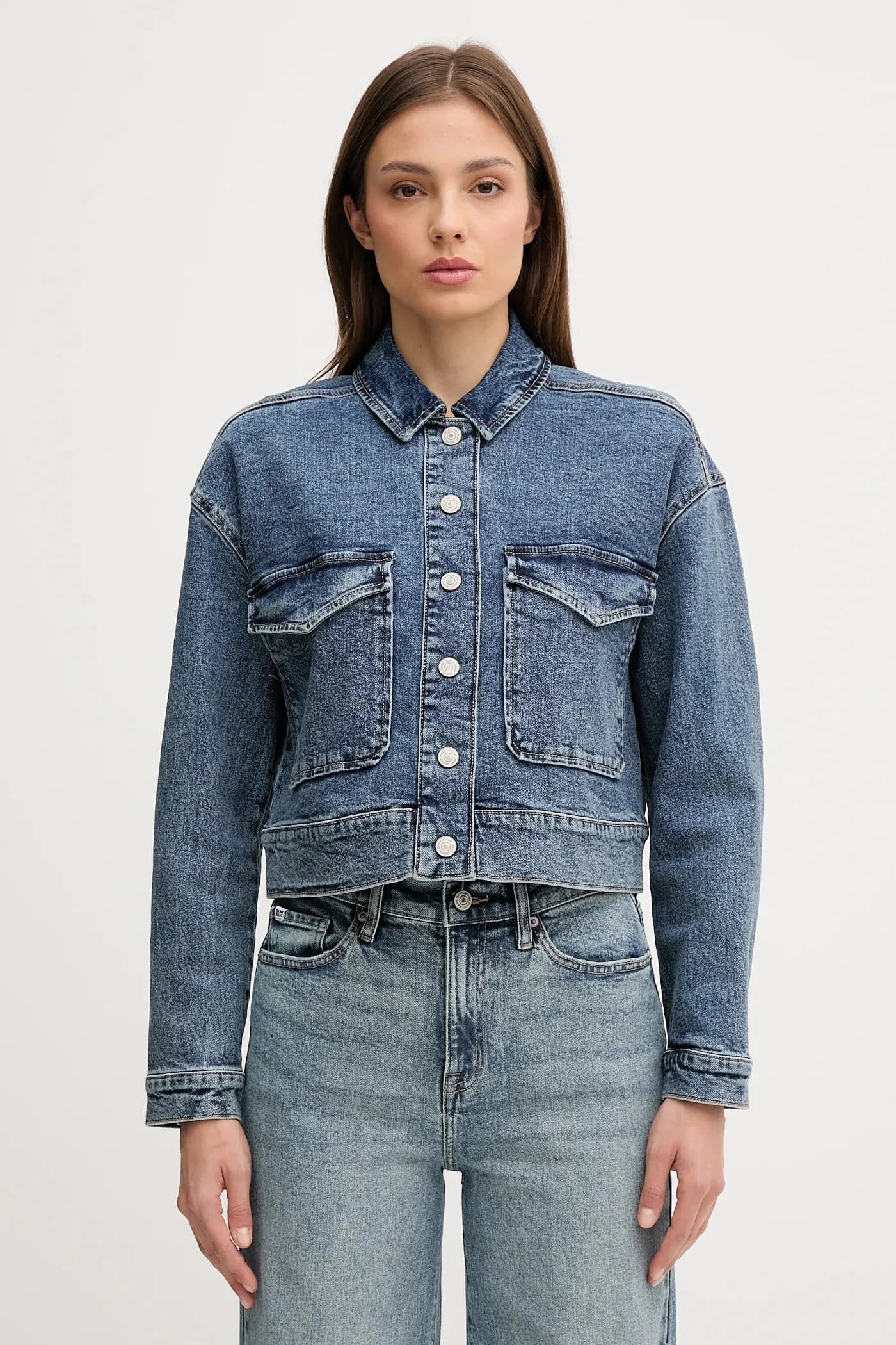 Джинсовая куртка