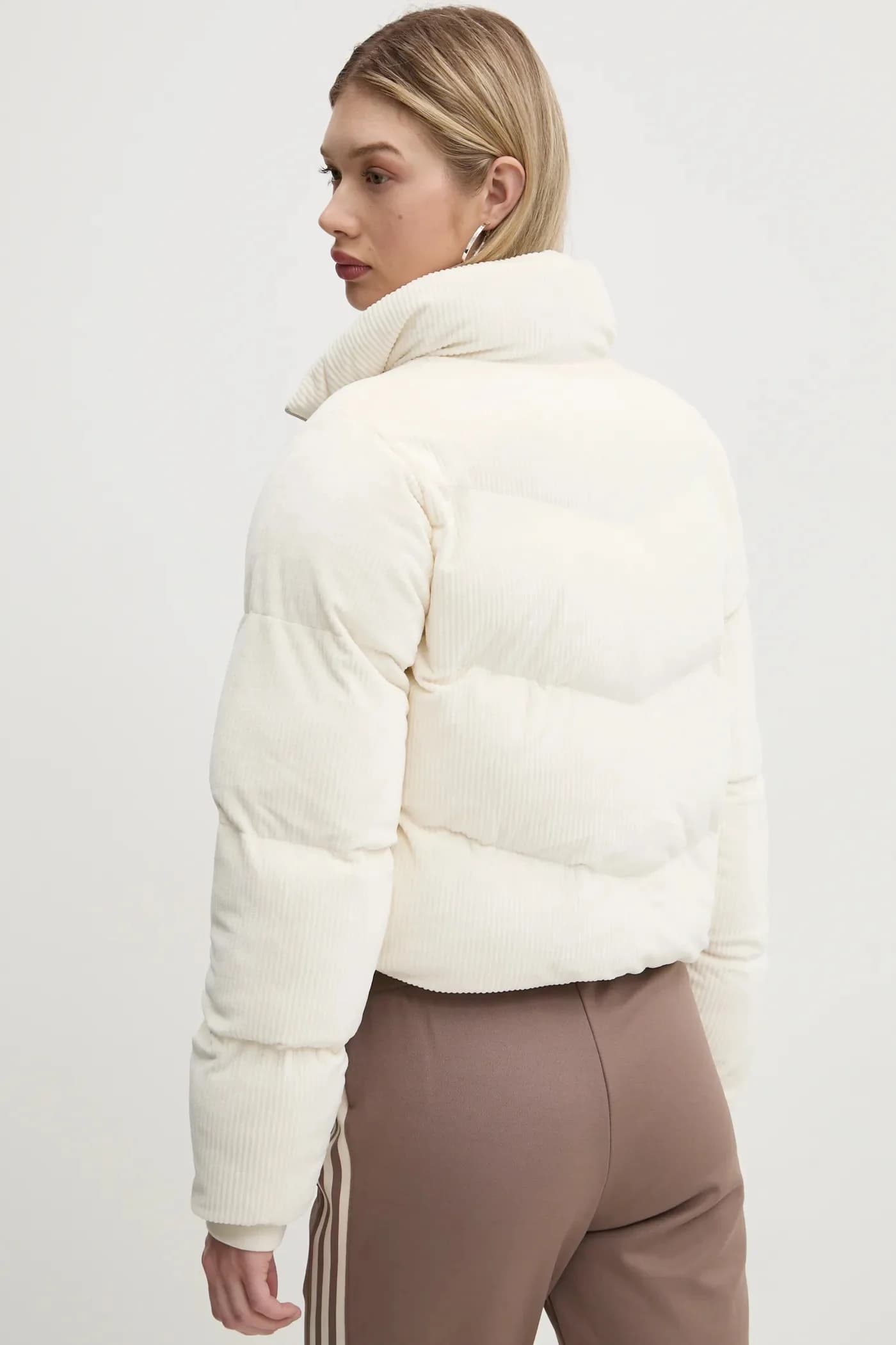 Вельветовая куртка - фото 3