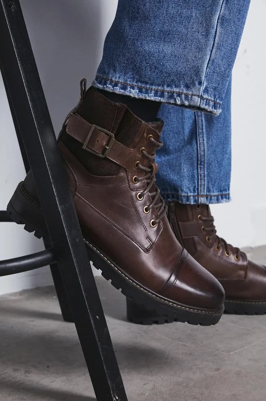 Высокие сапоги - фото 9