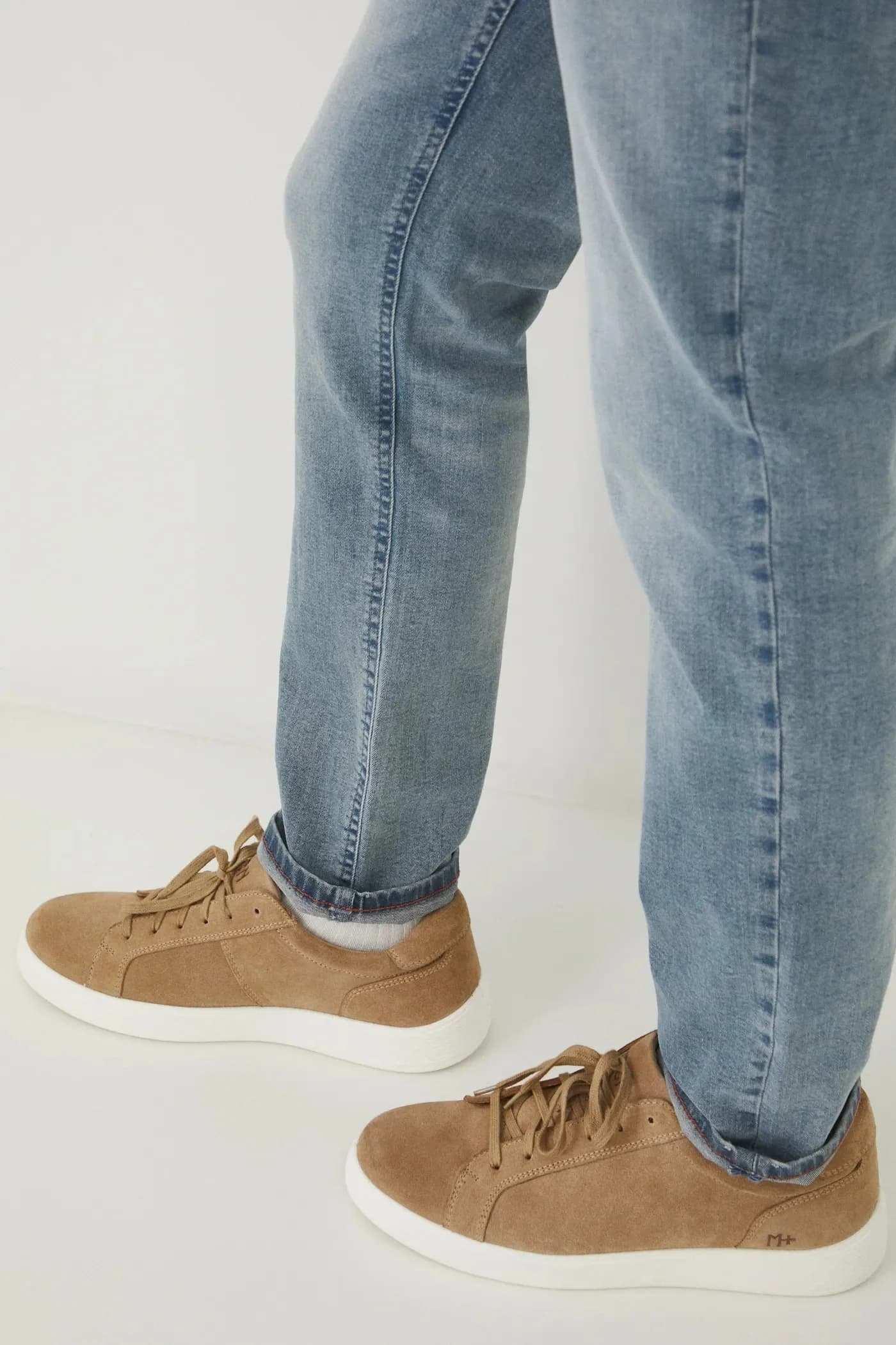 замшевые кроссовки - фото 9