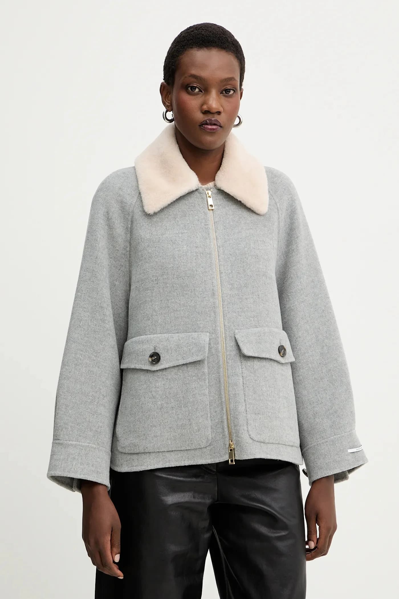 Шерстяная куртка