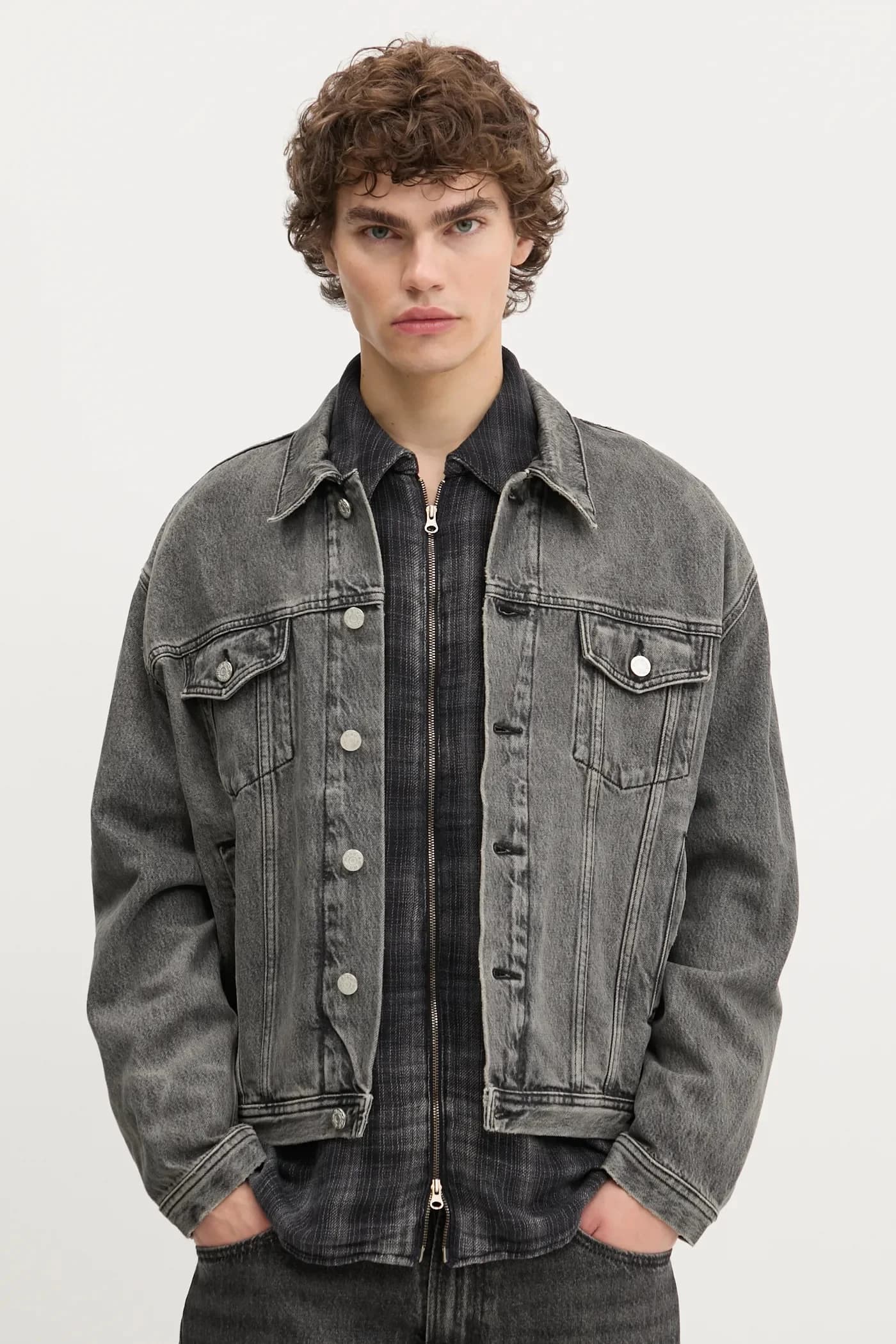 Джинсовая куртка - фото 2