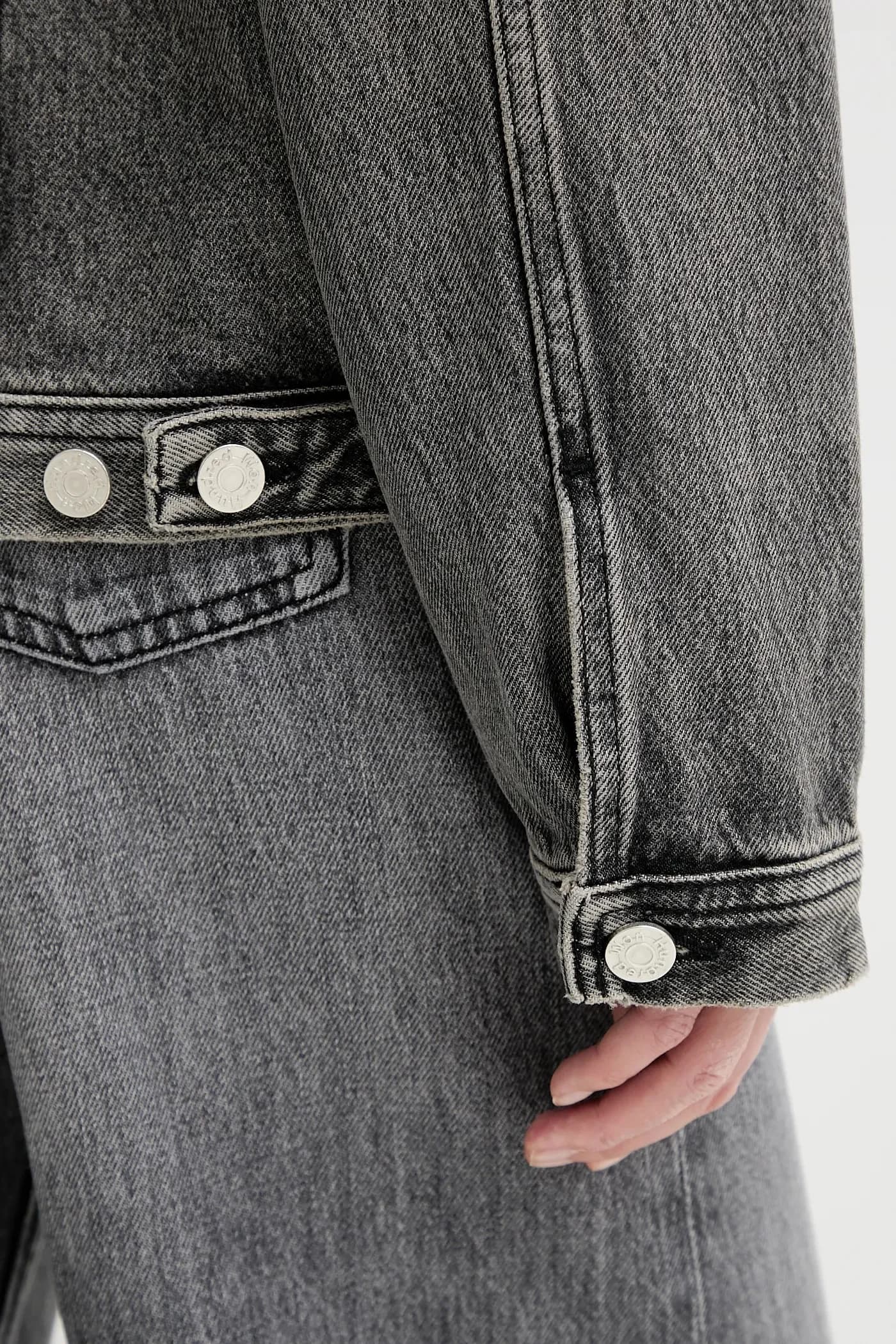 Джинсовая куртка - фото 11