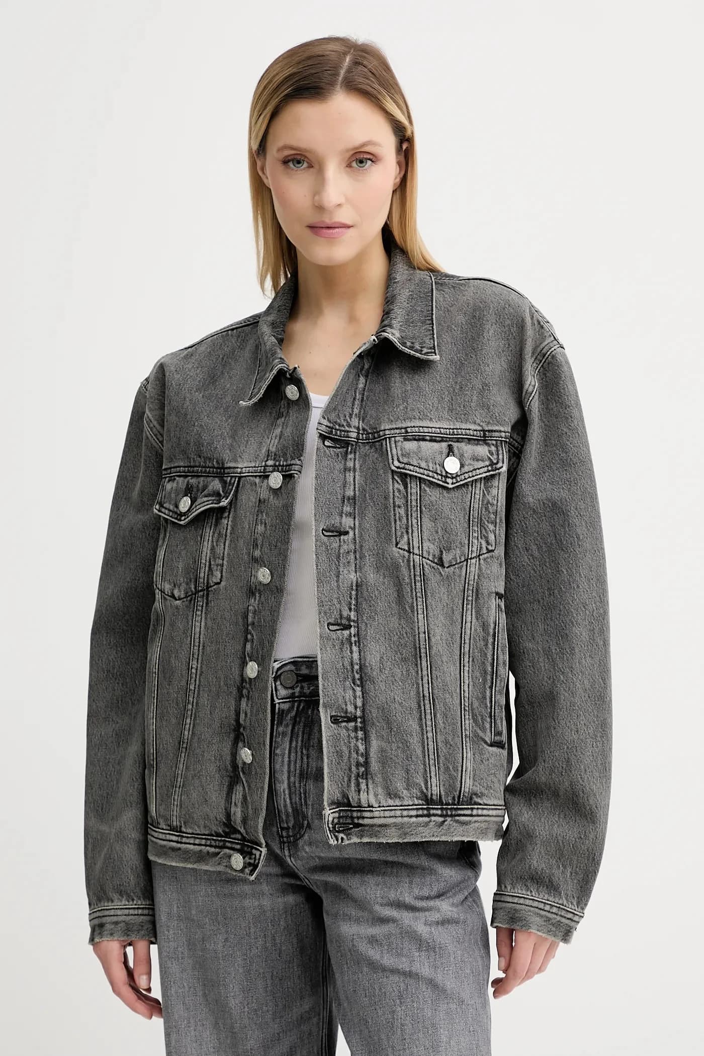 Джинсовая куртка - фото 3