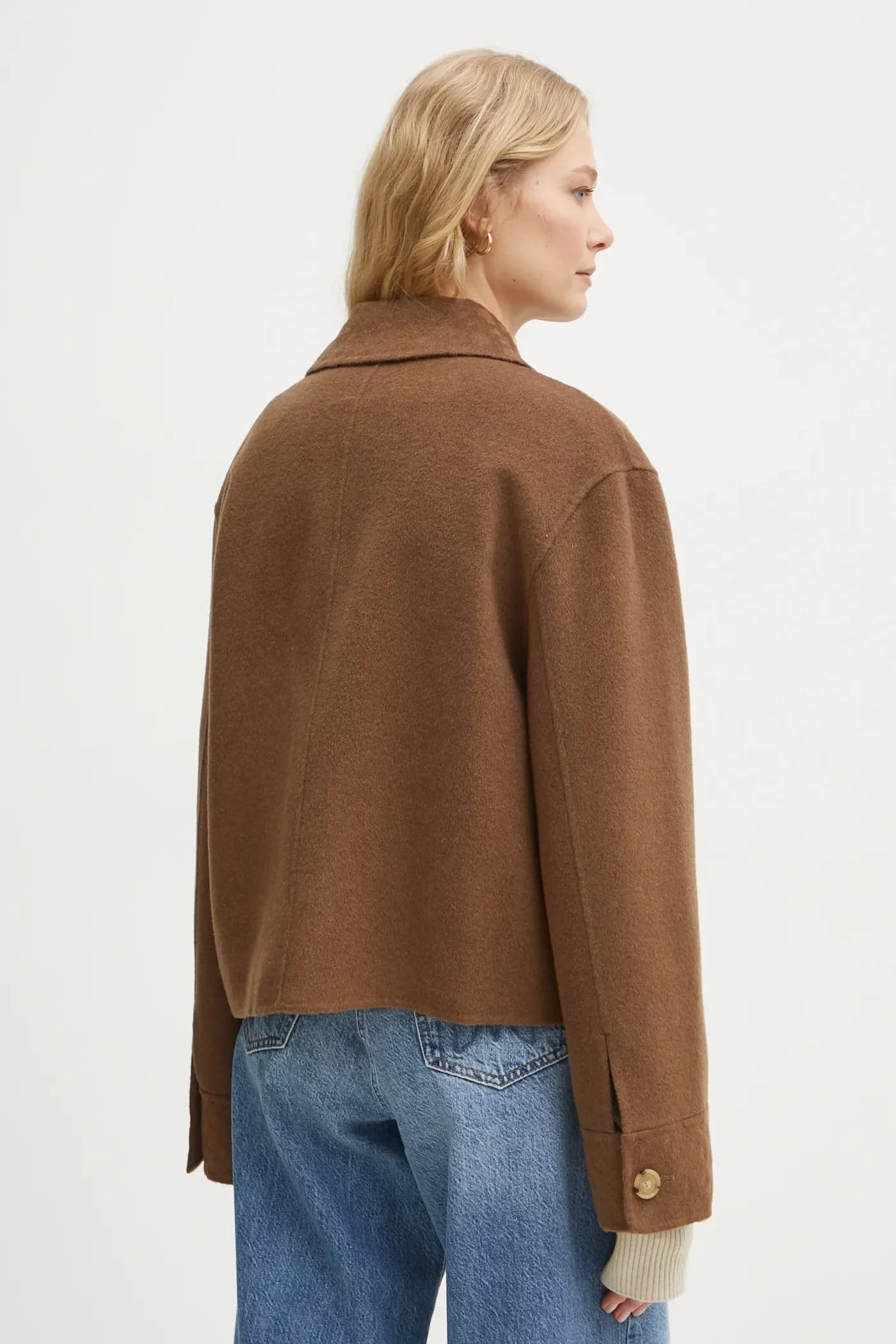 Шерстяная куртка - фото 3