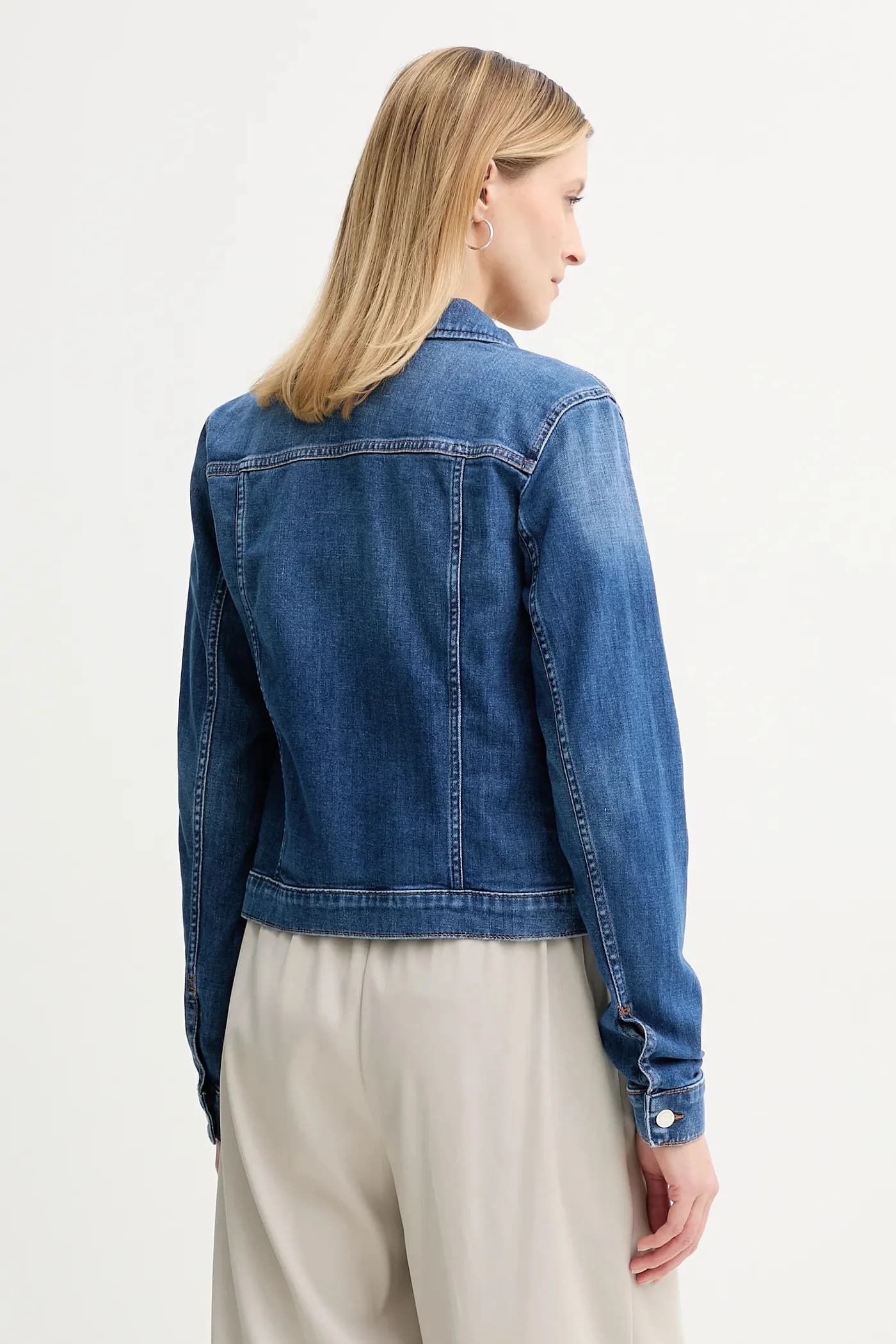 Джинсовая куртка - фото 3