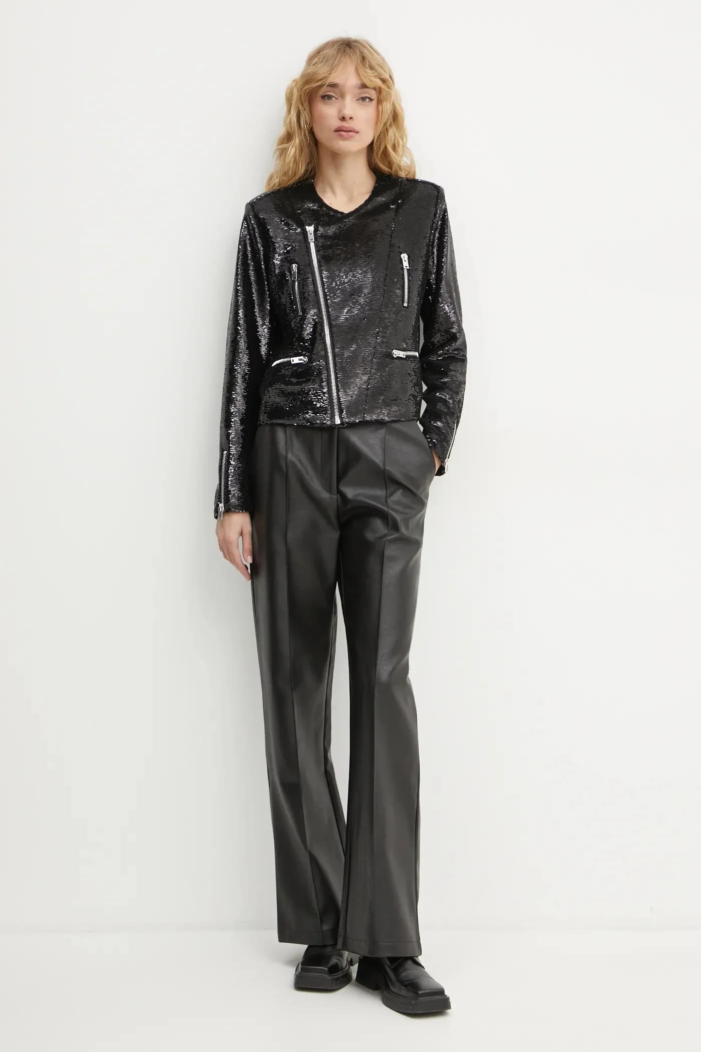 Куртка - фото 2