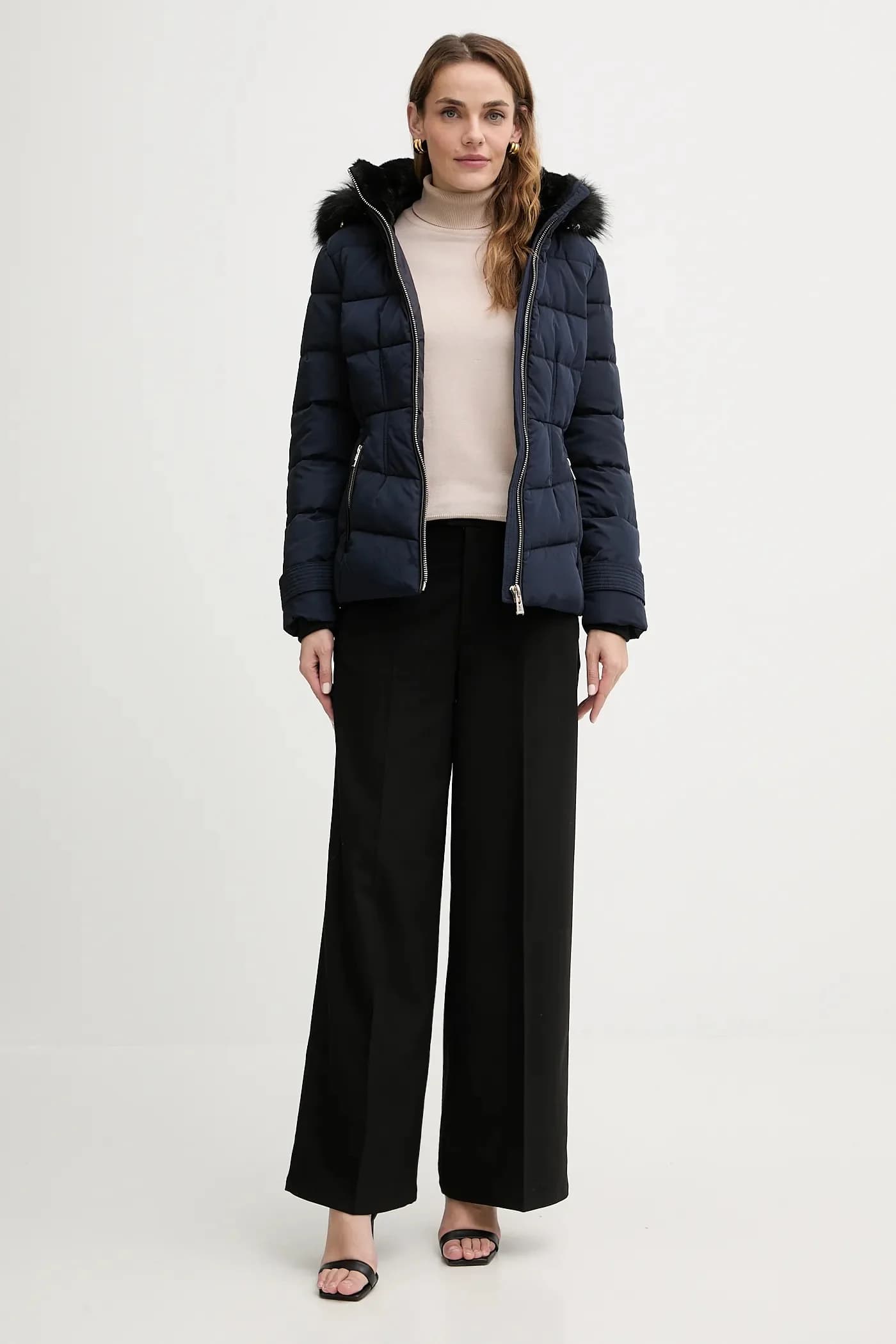 Пуховик - фото 2