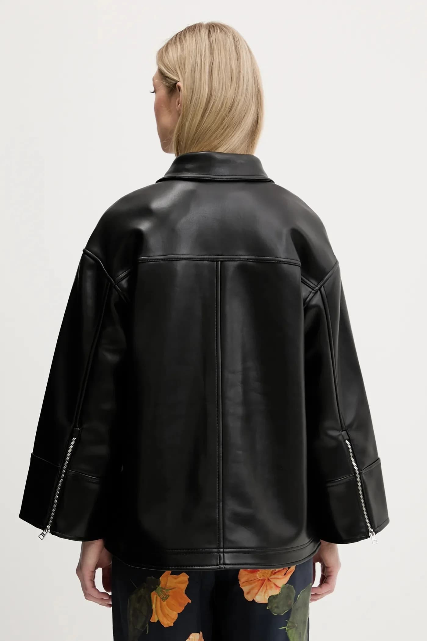 Куртка - фото 3