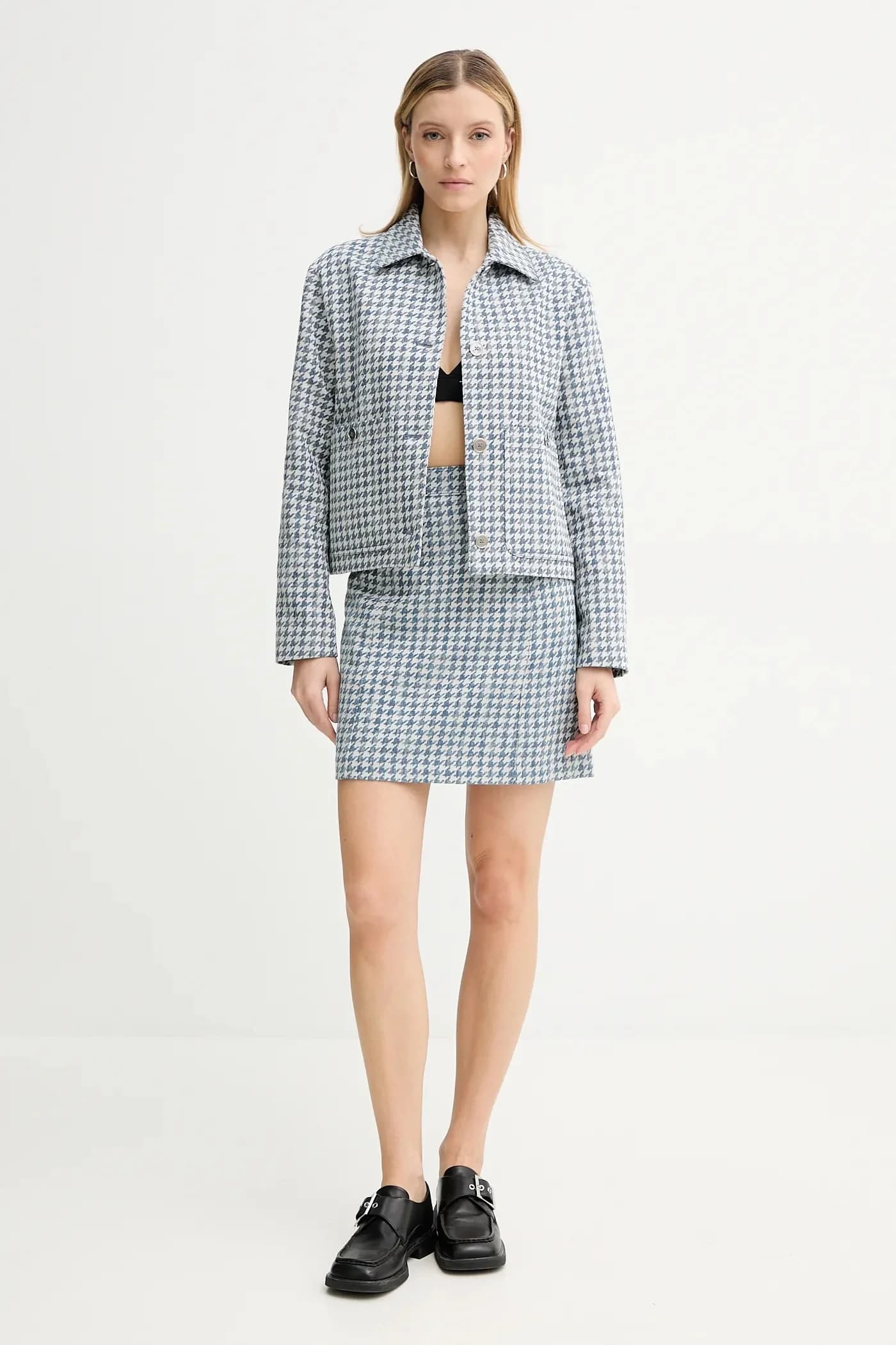 Куртка - фото 2