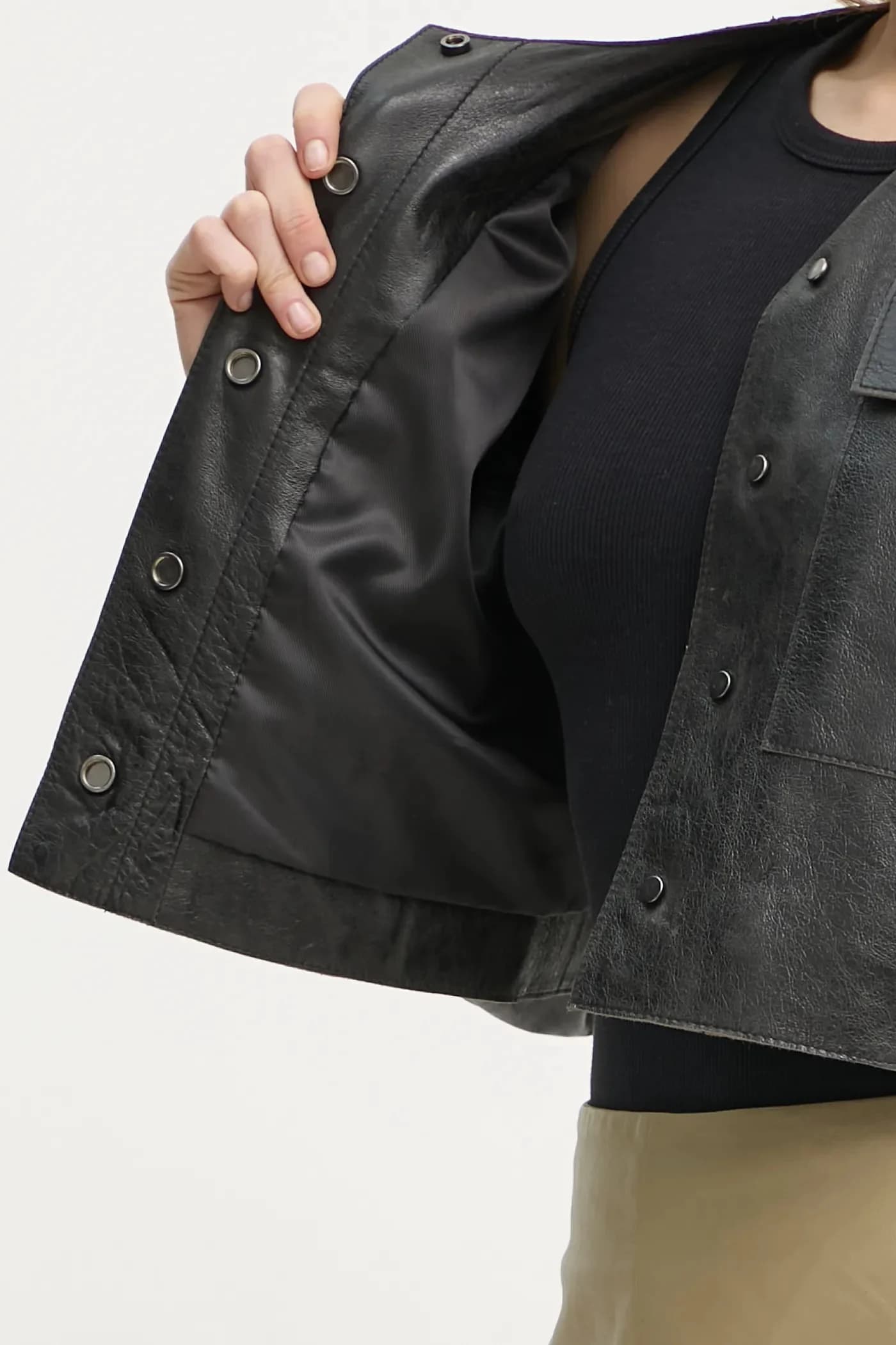 Малик кожаная куртка - фото 6