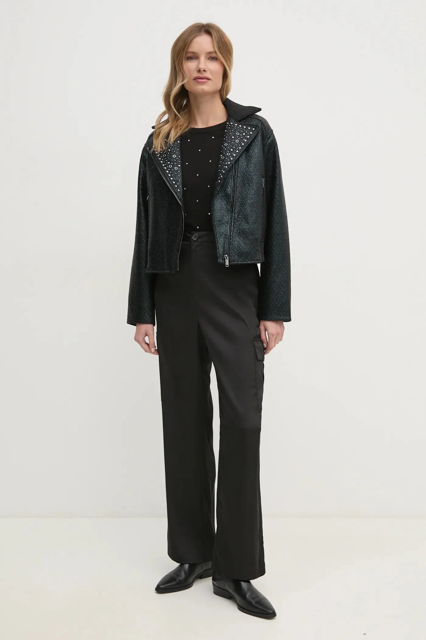 Куртка - фото 2