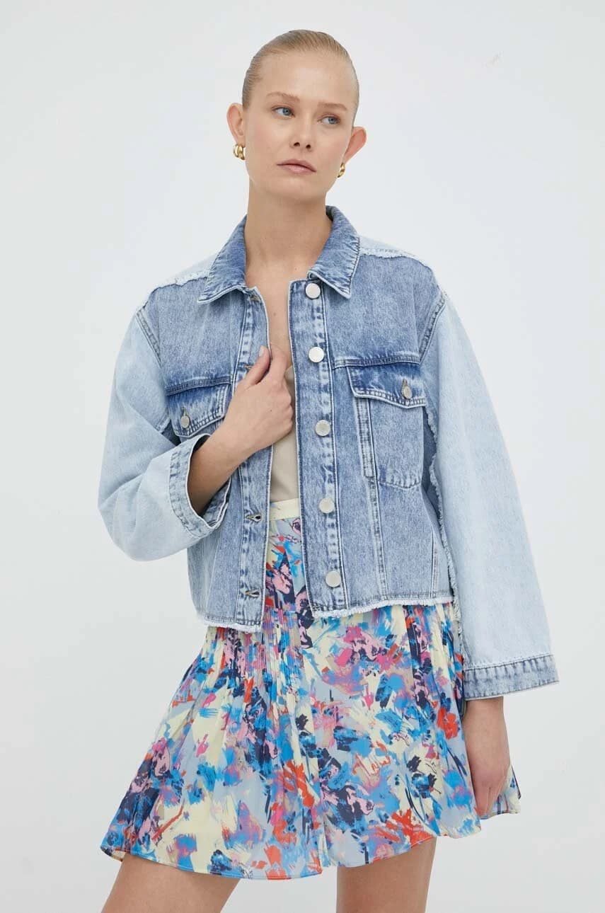 Джинсовая куртка