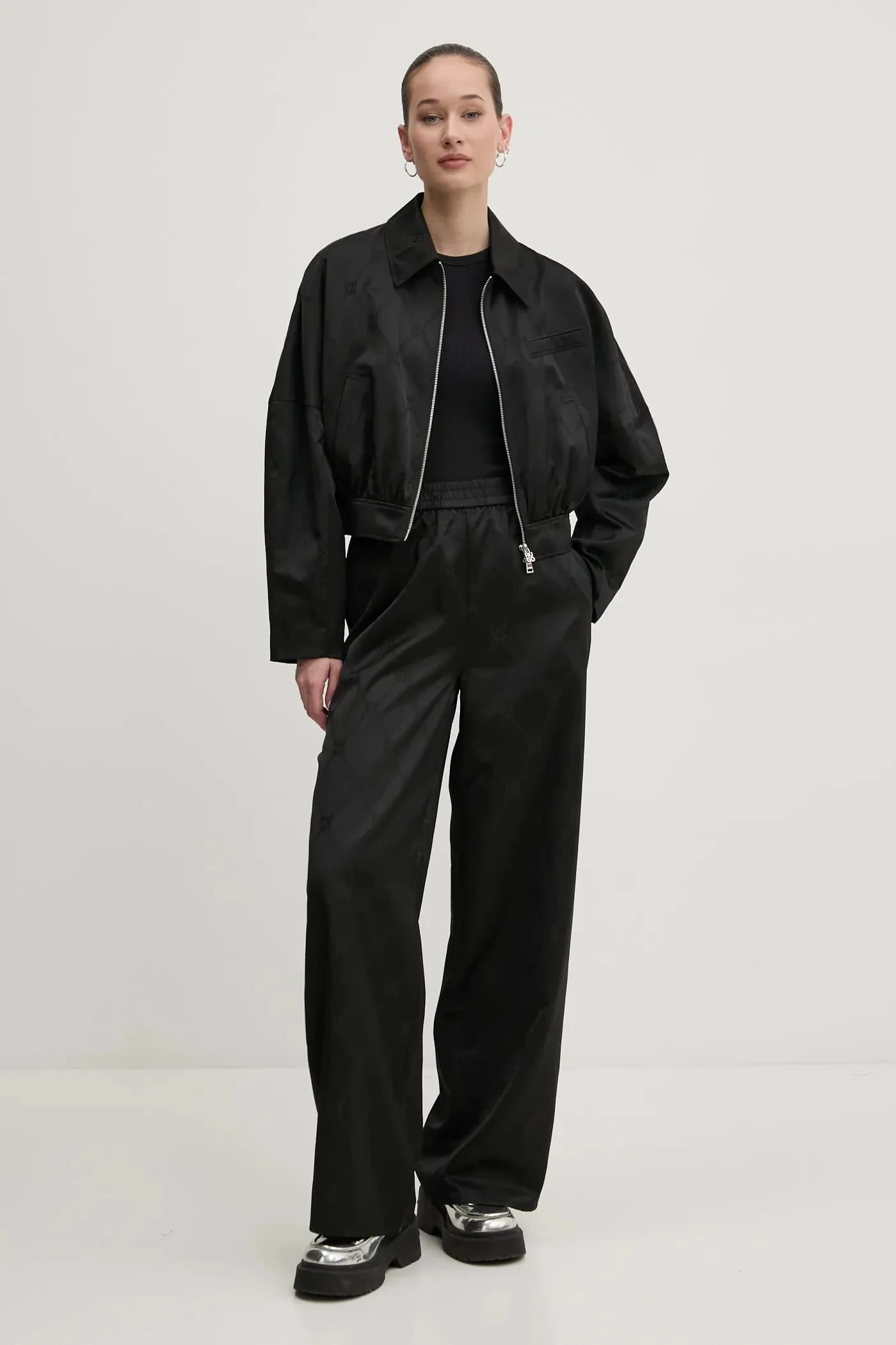 Куртка - фото 2