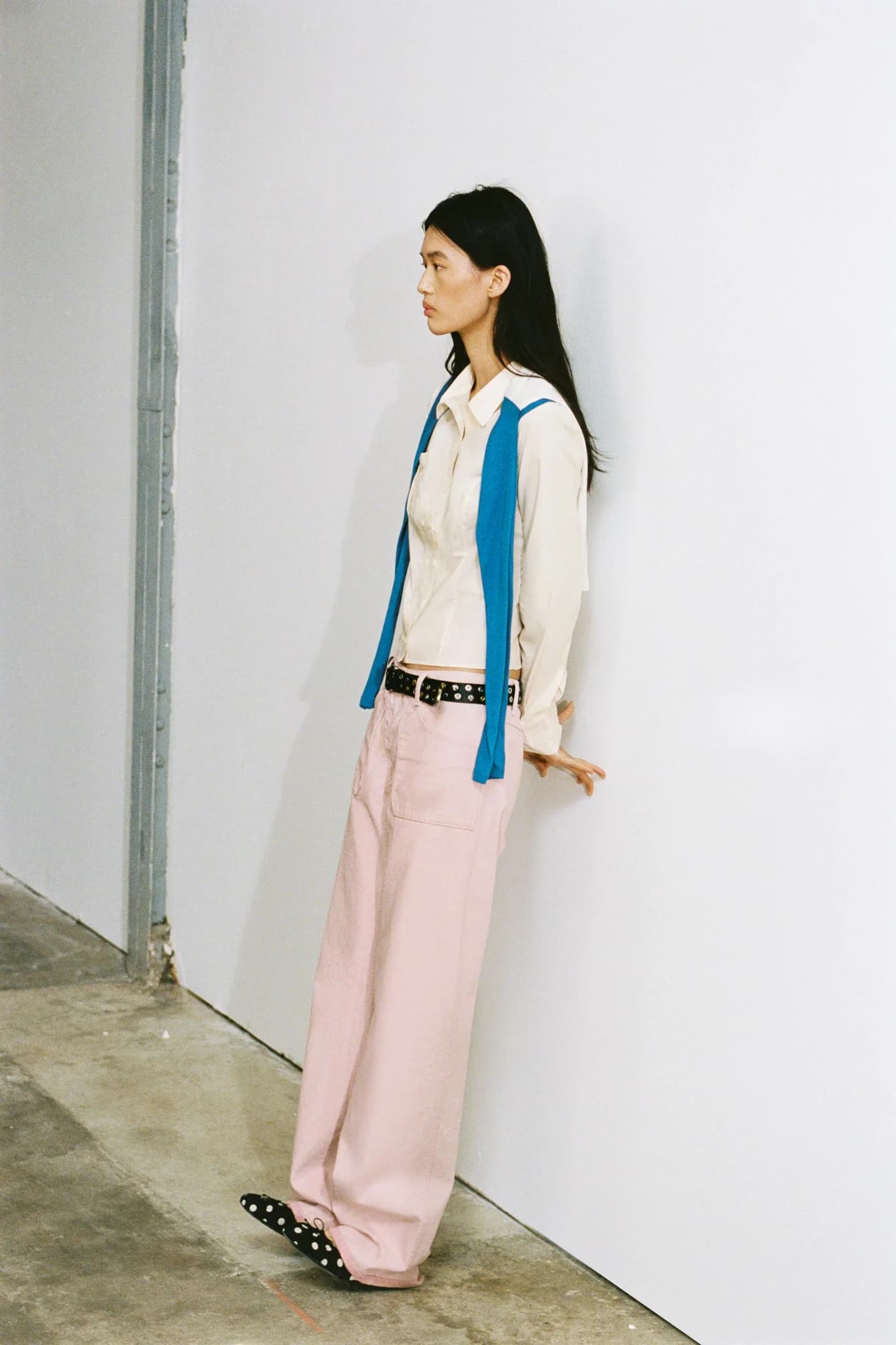 Двусторонние джинсы TRF со средней посадкой - фото 4