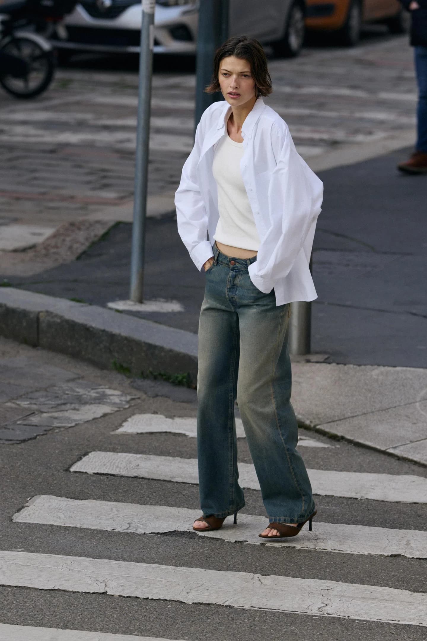 ДЖИНСЫ Z1975, ПРЯМОГО И СВОБОДНОГО КРОЯ, СРЕДНЕЕ ЗАПЯСТЬЕ. - фото 3