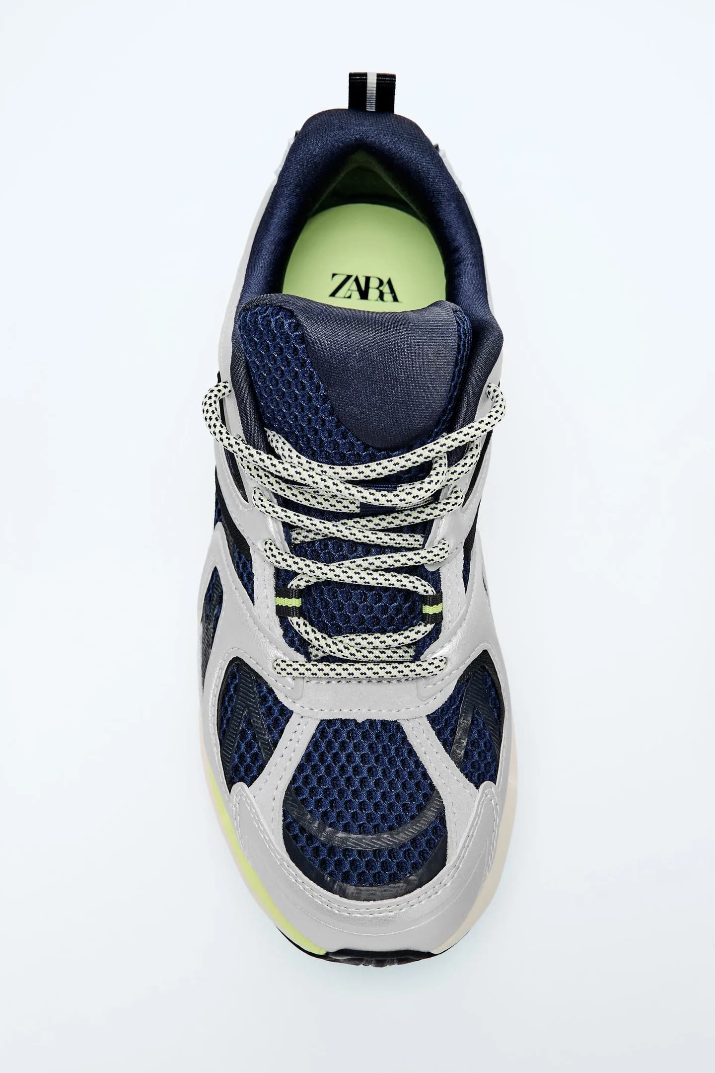 СПОРТИВНАЯ ОБУВЬ С РУЧКОЙ