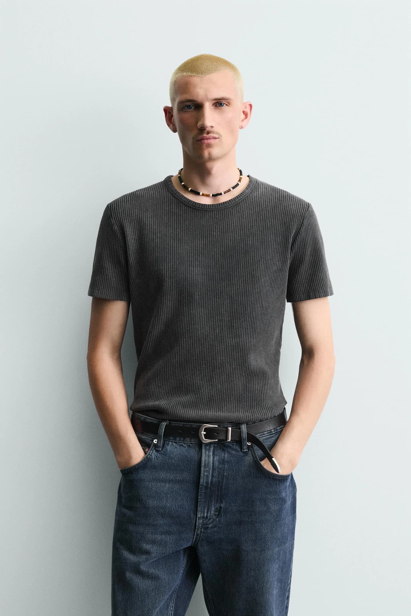 ФУТБОЛКА ИЗ СТРУКТУРНОЙ ТРИКОТАЖНОЙ ФУТБОЛКИ