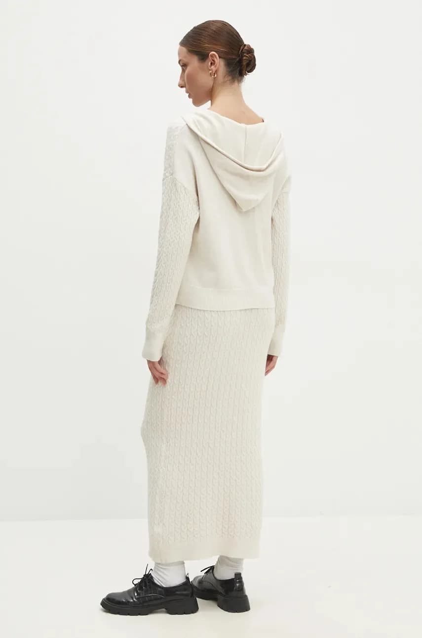 Свитер и юбка - фото 2