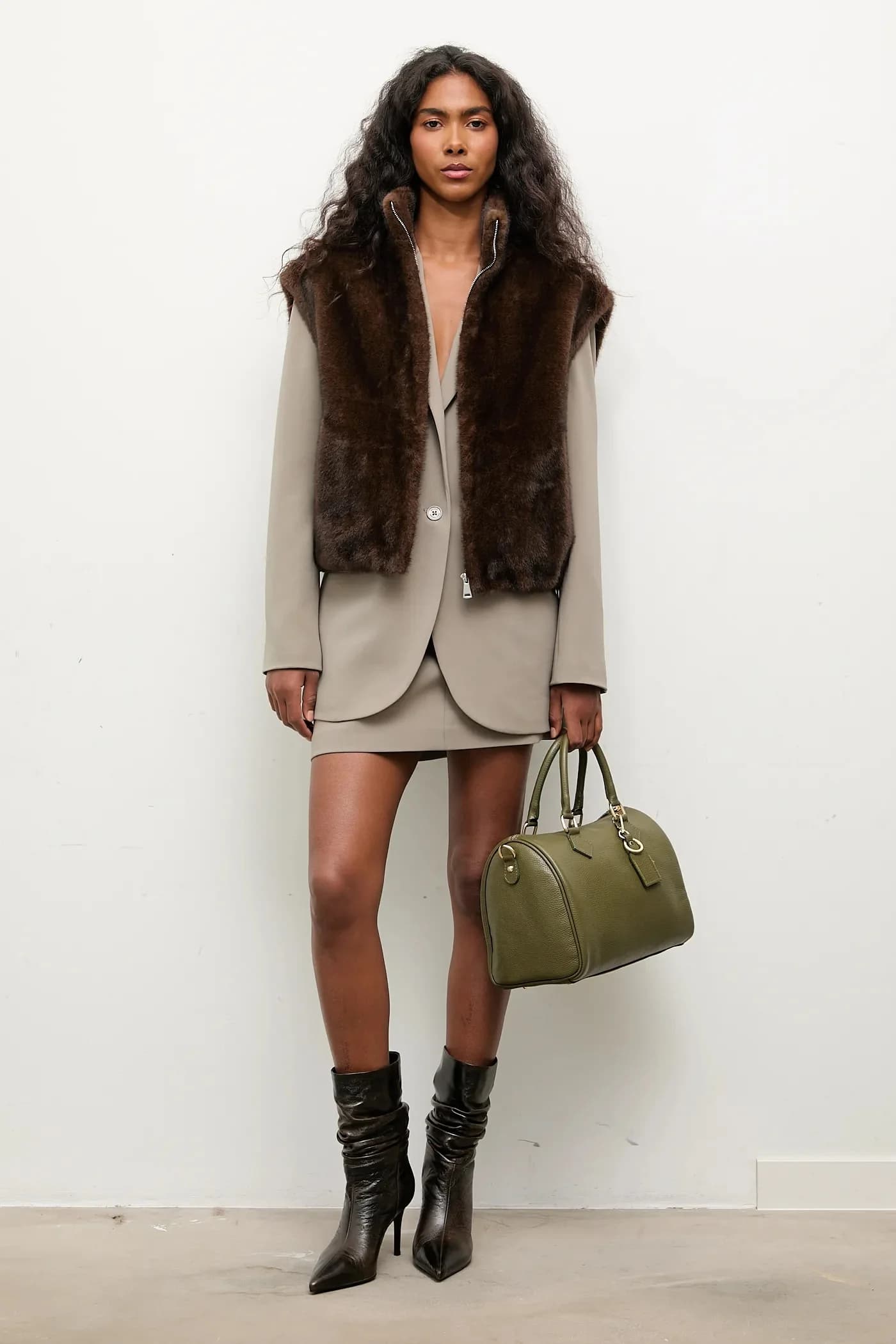 Без рукавов - фото 2