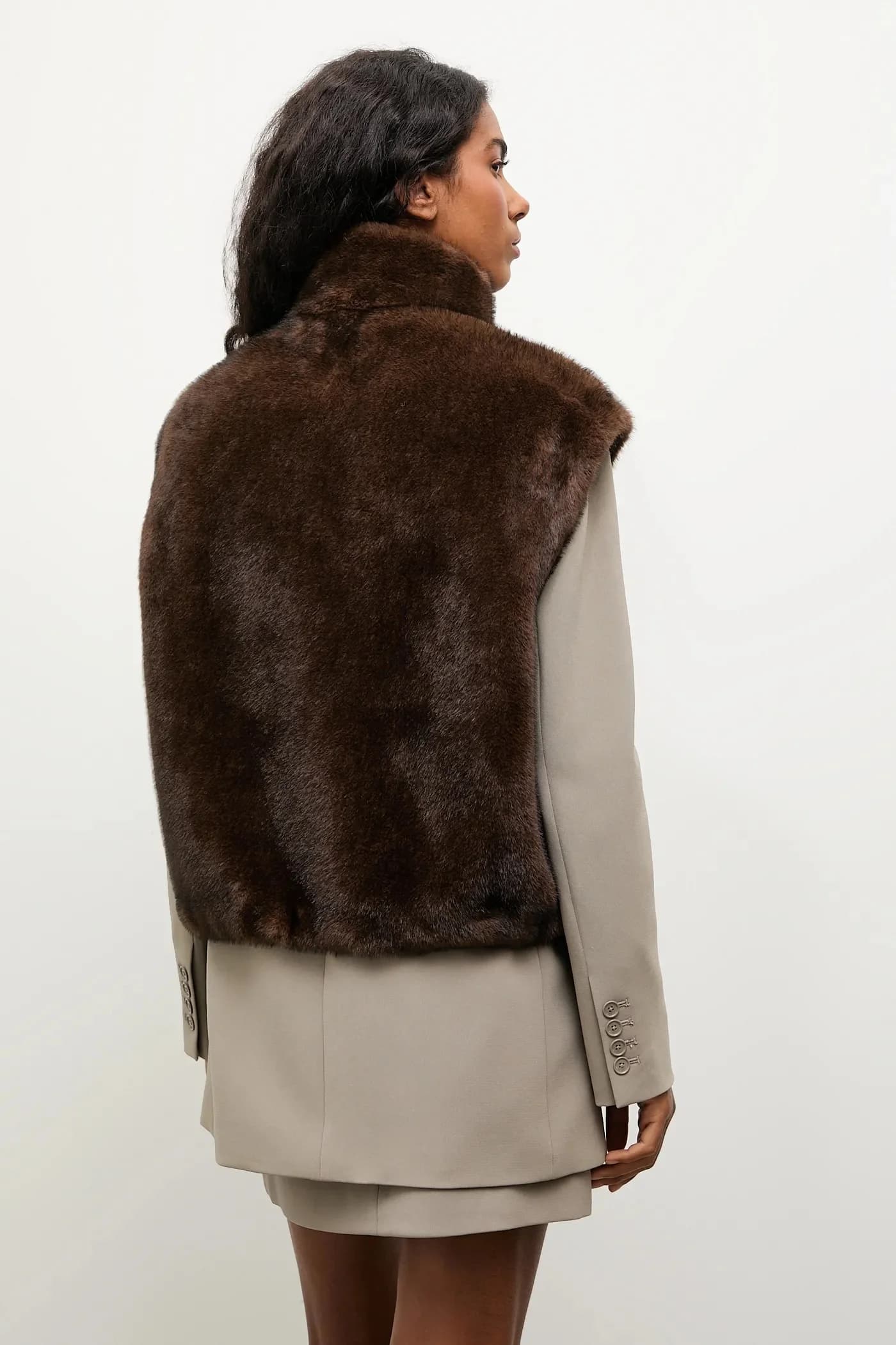 Без рукавов - фото 3