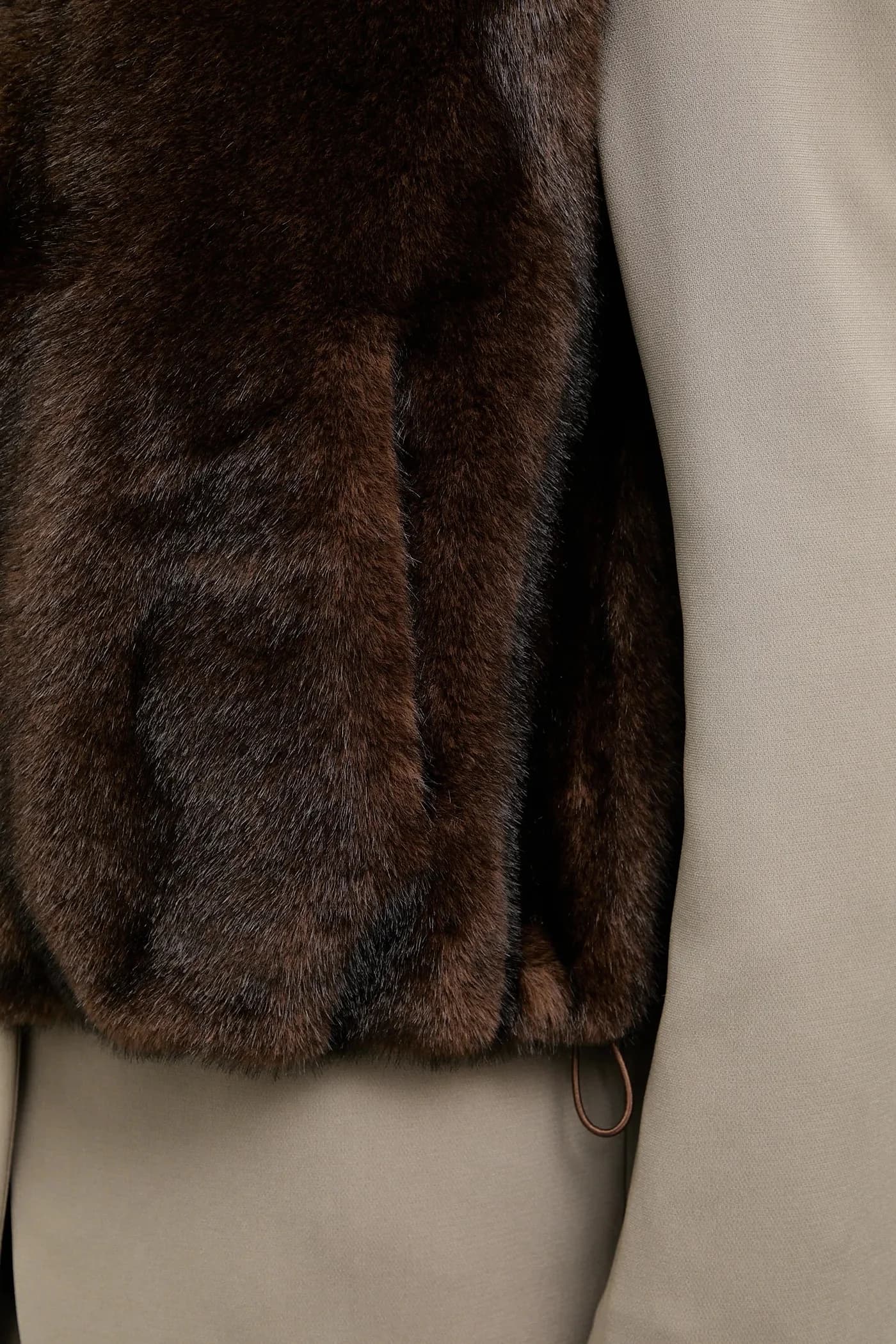 Без рукавов - фото 7