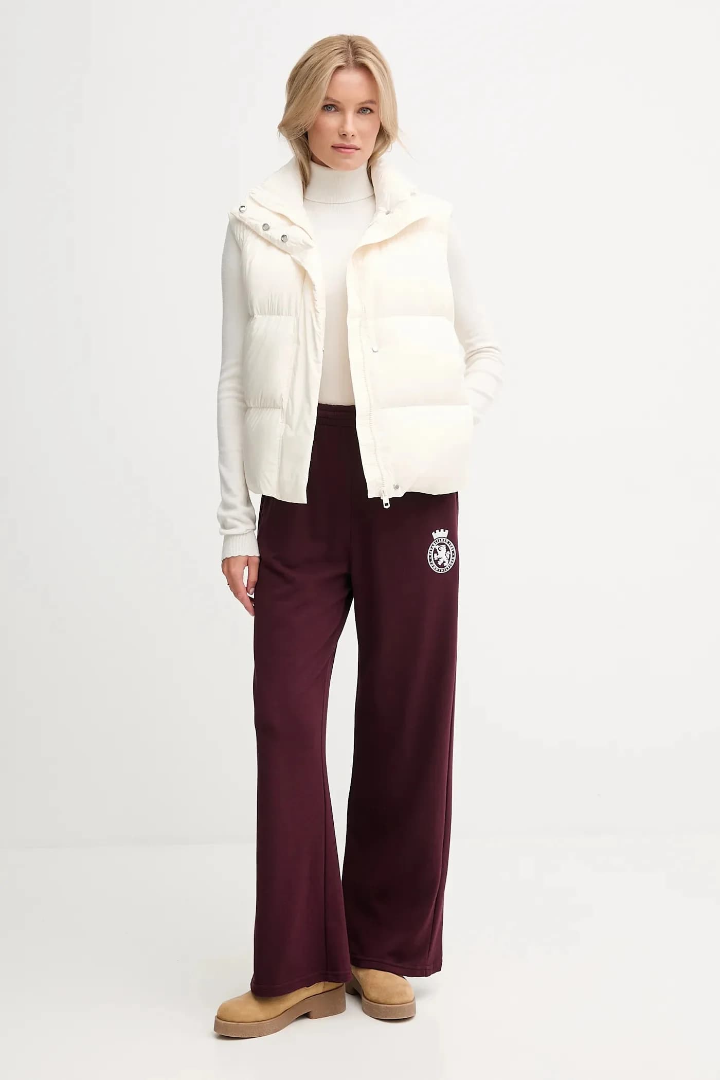 Пуховой жилет - фото 2