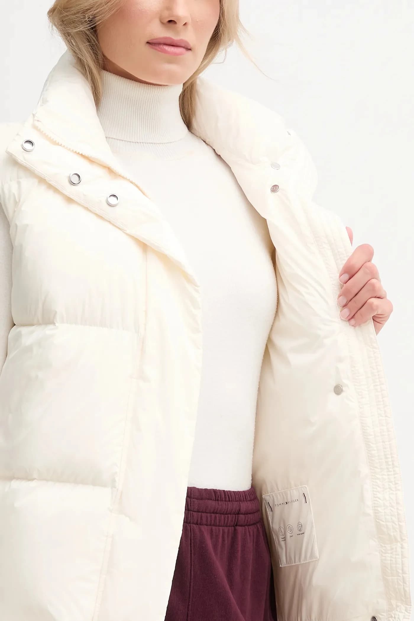 Пуховой жилет - фото 6