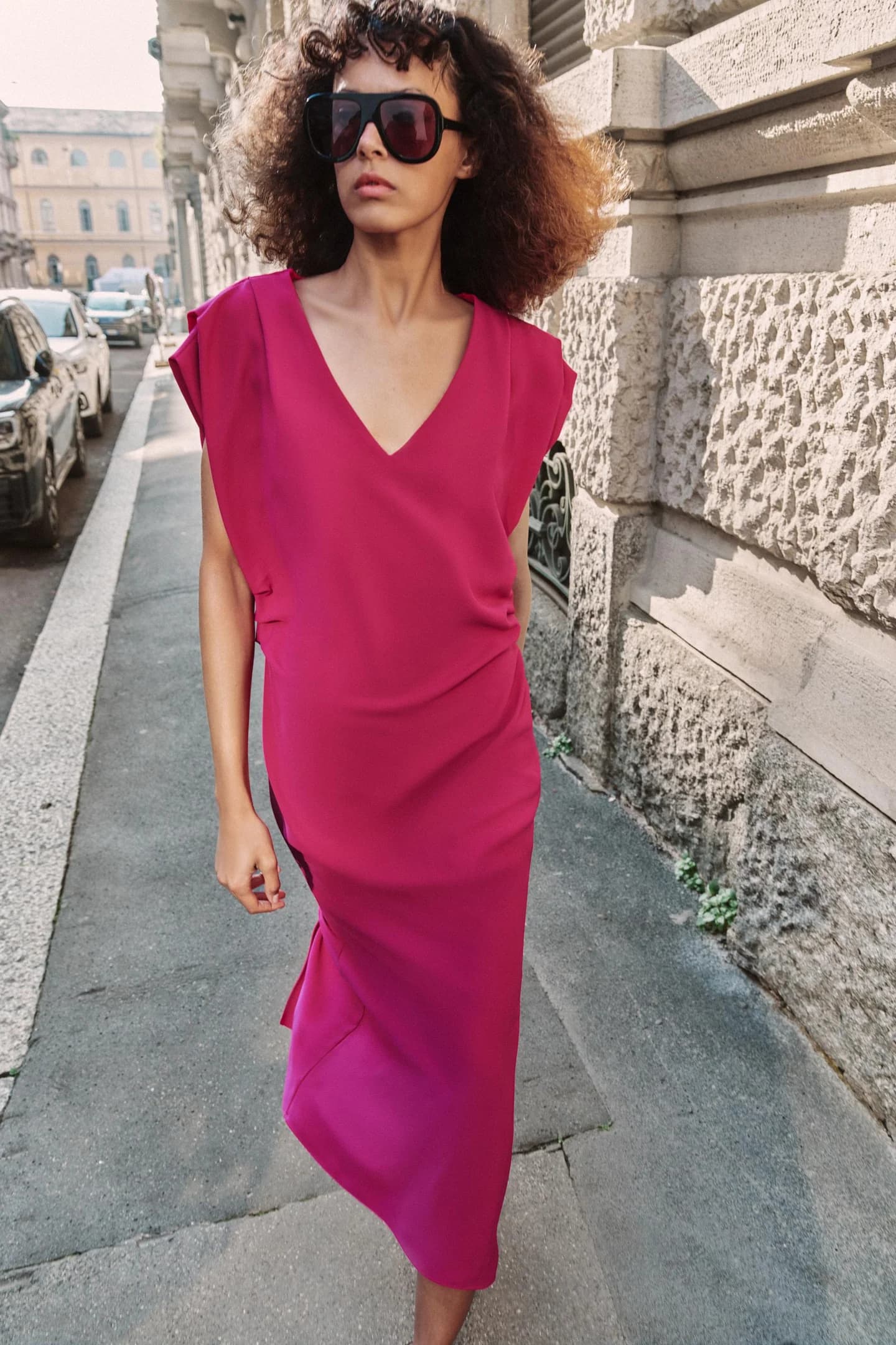 ПЛАТЬЕ МИДИ СО СКЛИСАМИ - фото 2