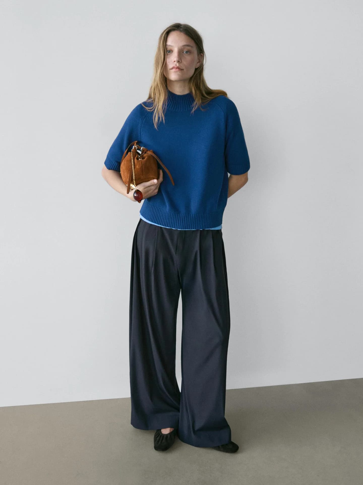 Вязаный свитер из смесового хлопка. - фото 2