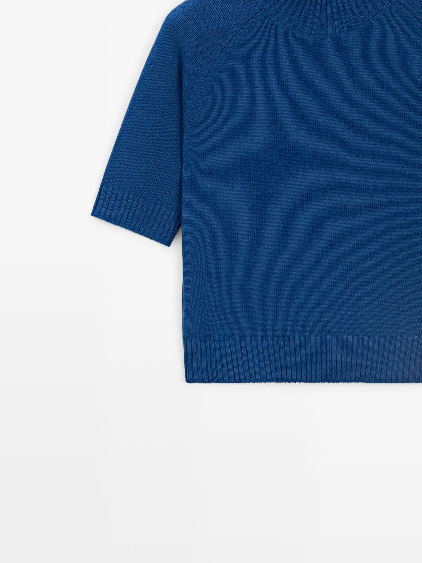 Вязаный свитер из смесового хлопка. - фото 9