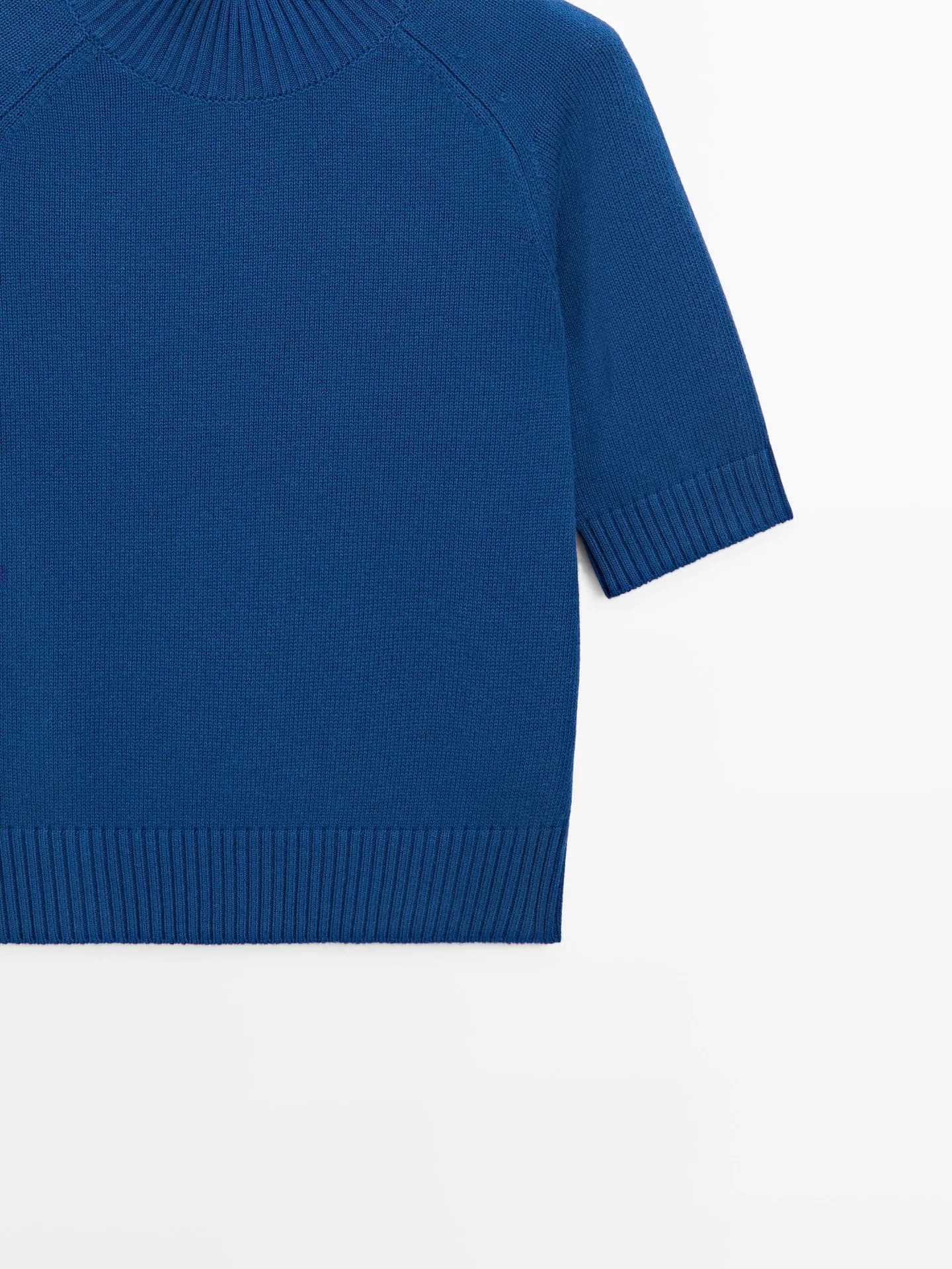 Вязаный свитер из смесового хлопка. - фото 10