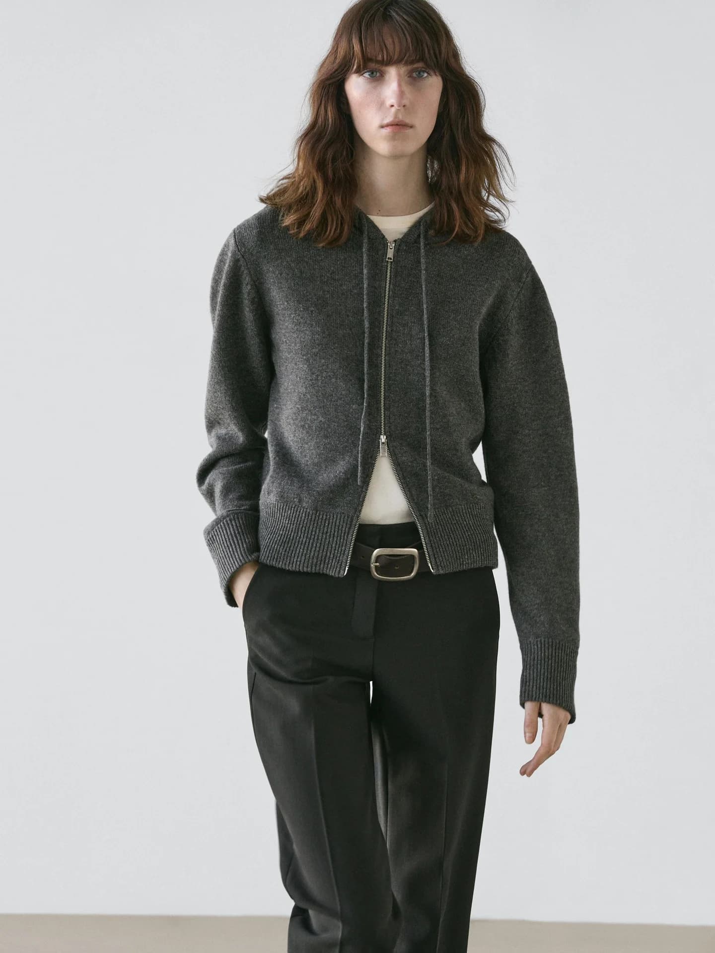 Кардиган из смесовой шерсти с молнией и капюшоном. - фото 5