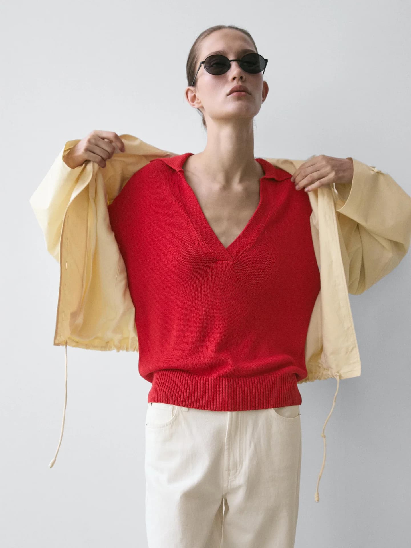 Свитер-поло из струящегося трикотажа. - фото 5