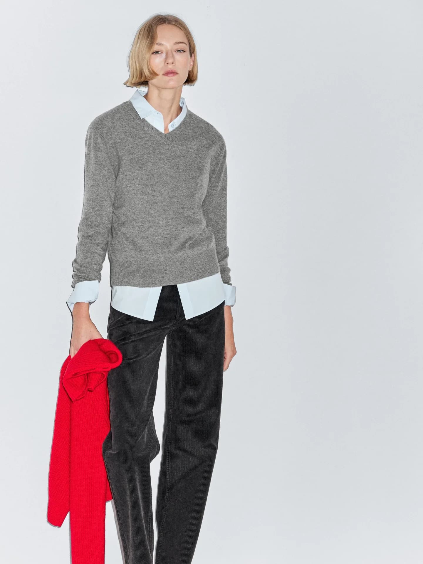 Вязаный свитер из смесовой шерсти с V-образным вырезом. - фото 8