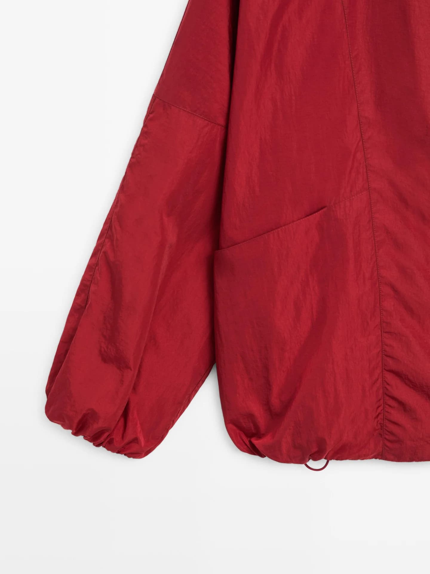 Пышный бомбер с высоким воротником - фото 6