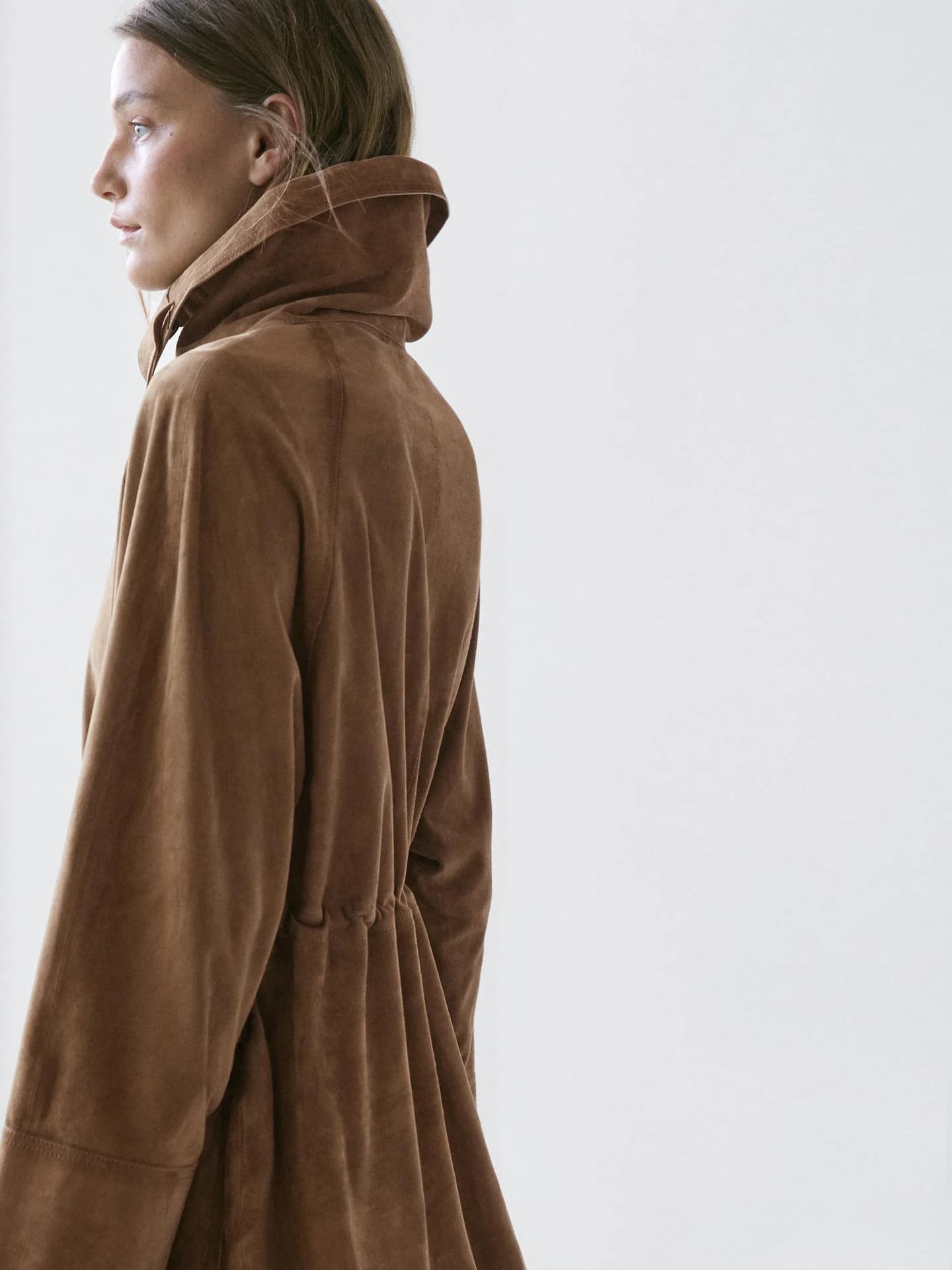 Длинная куртка из замши - фото 4