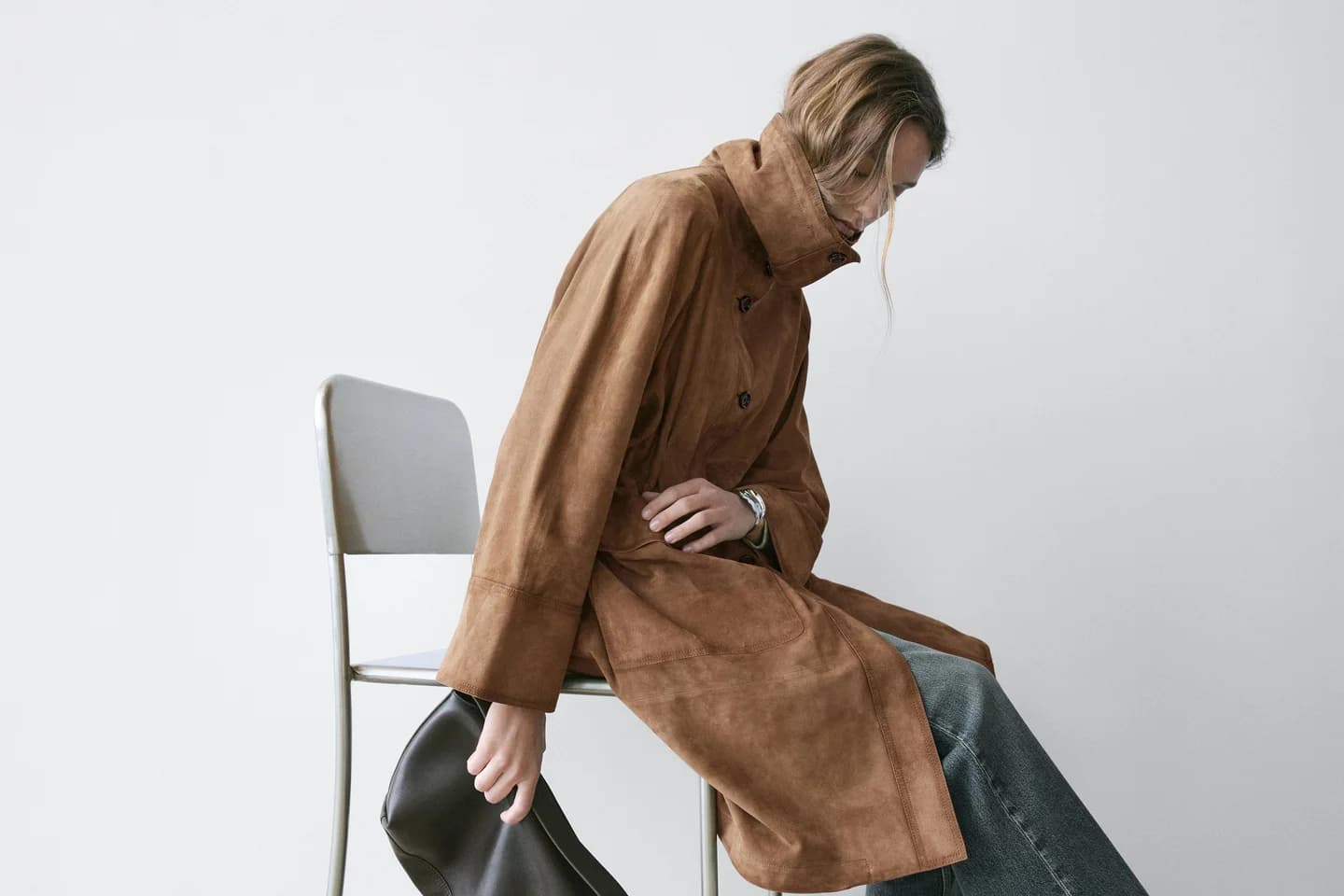 Длинная куртка из замши - фото 7