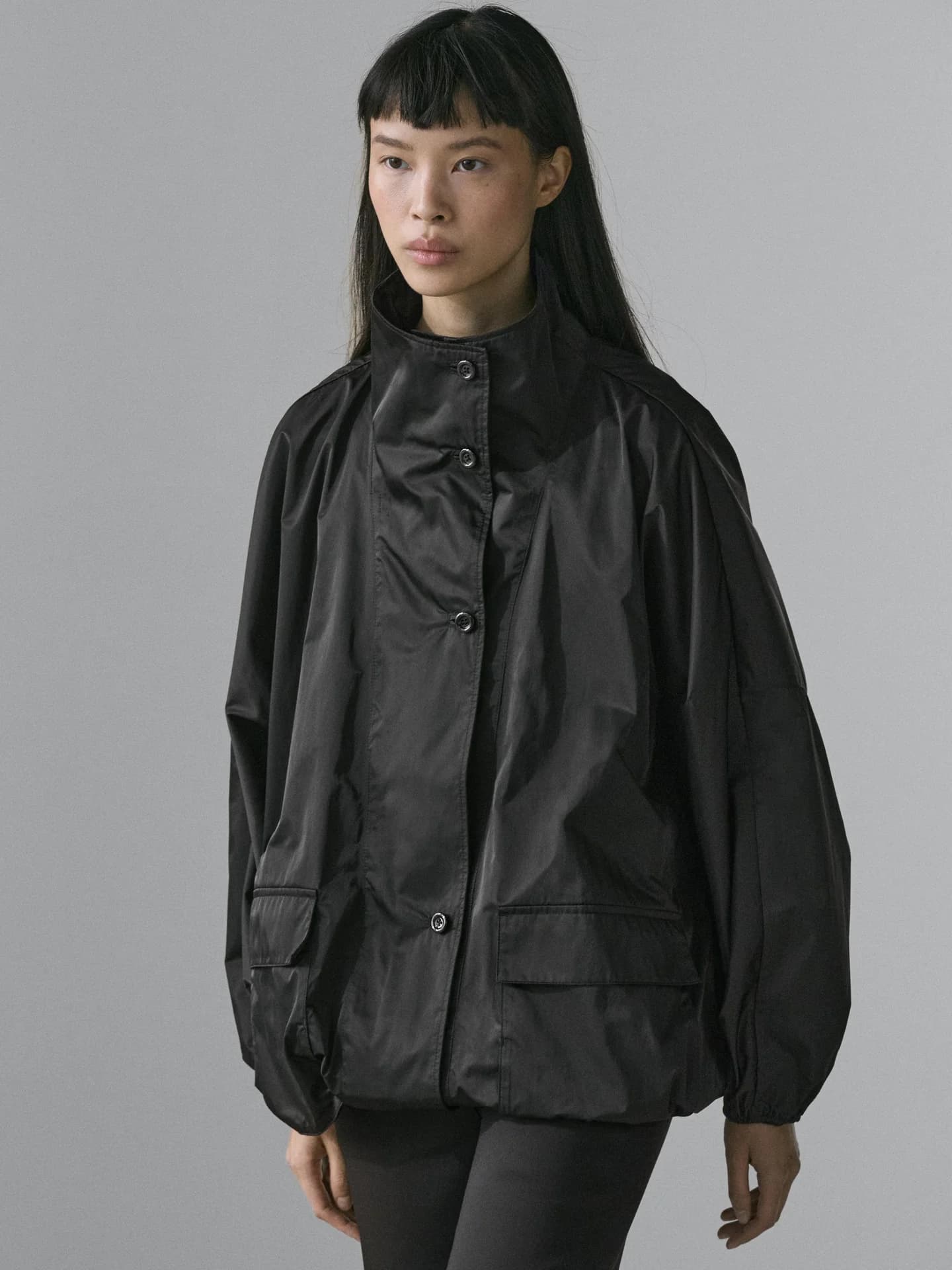 Бомбер с декоративными карманами - фото 2