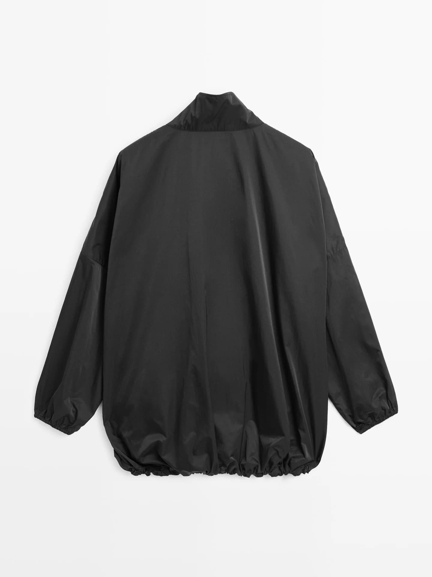 Бомбер с декоративными карманами - фото 9