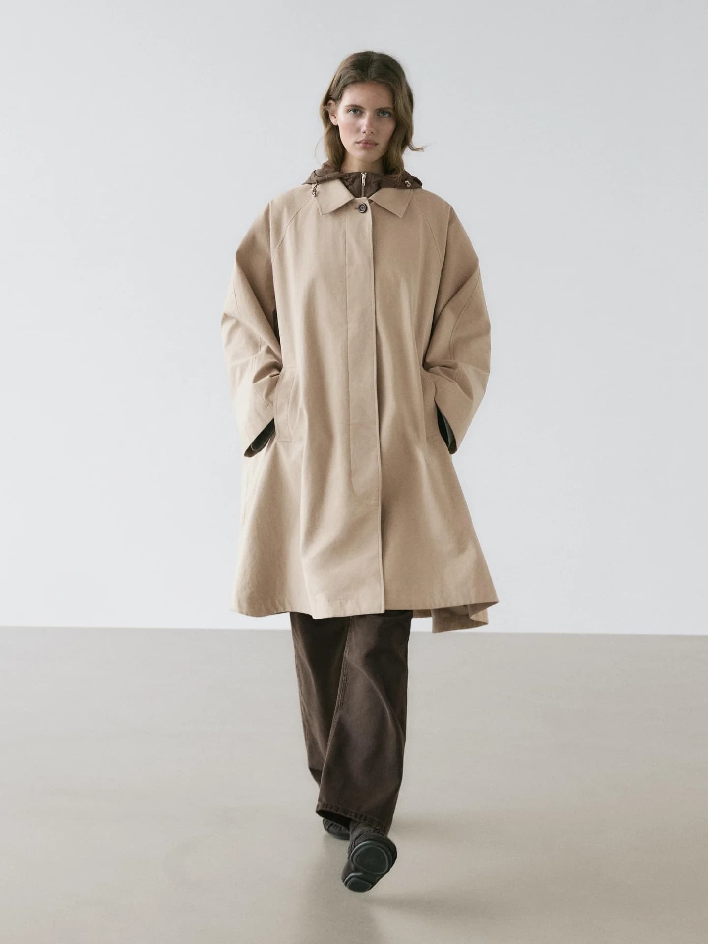 Тренч с капюшоном