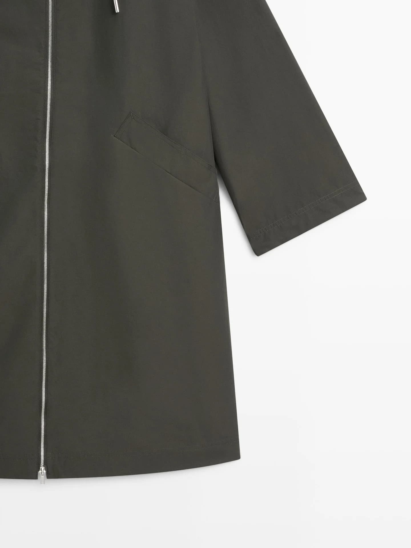 Тренч из технической ткани с капюшоном - фото 4