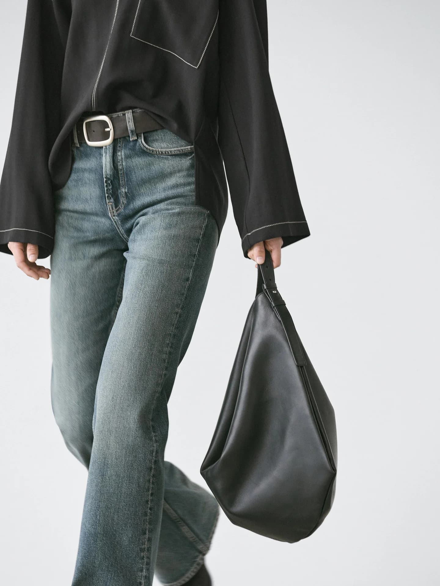 Верхняя рубашка свободного кроя из смесовой шерсти с декоративным карманом. - фото 4