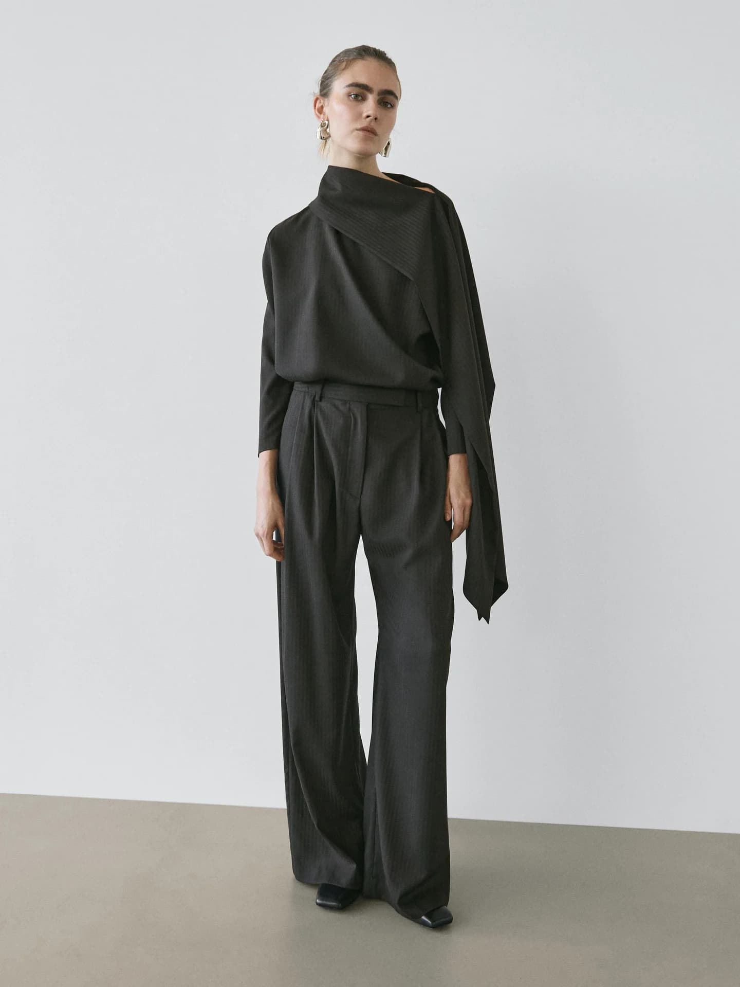 Полосатая блузка с накидкой − СТУДИЯ - фото 10