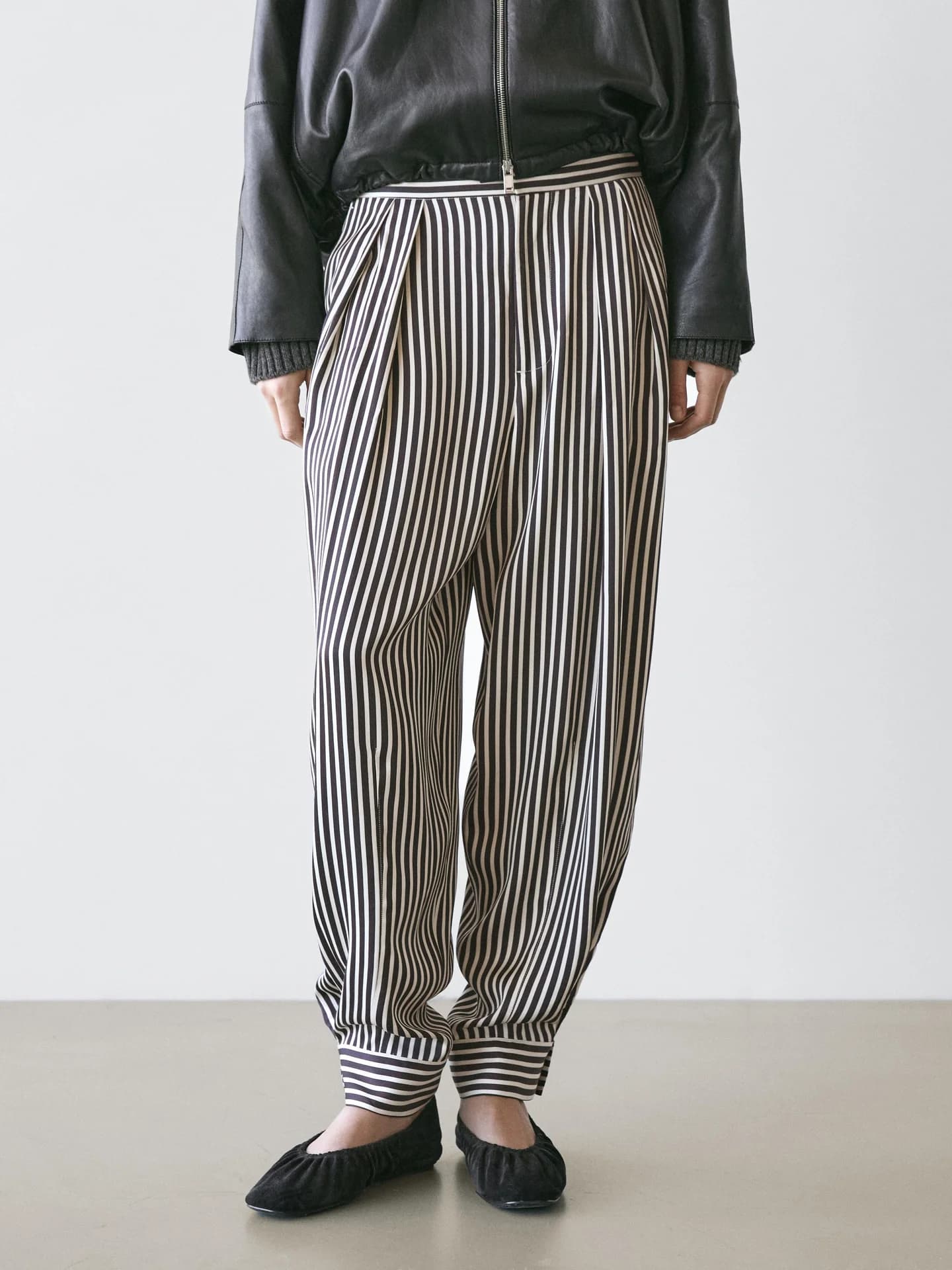 Брюки Aladdin с полосатыми складками - фото 4