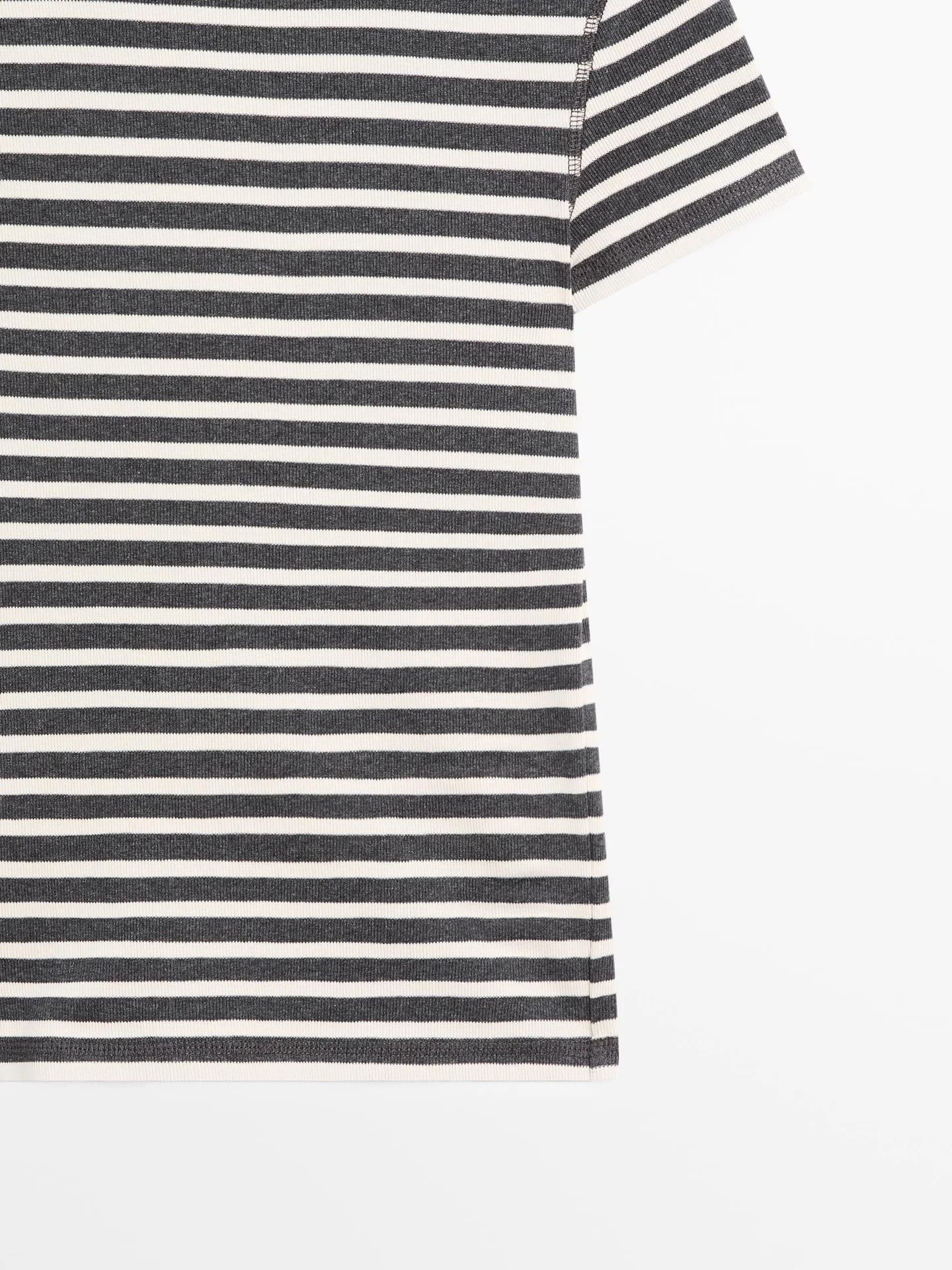 Полосатая хлопковая футболка с короткими рукавами - фото 9