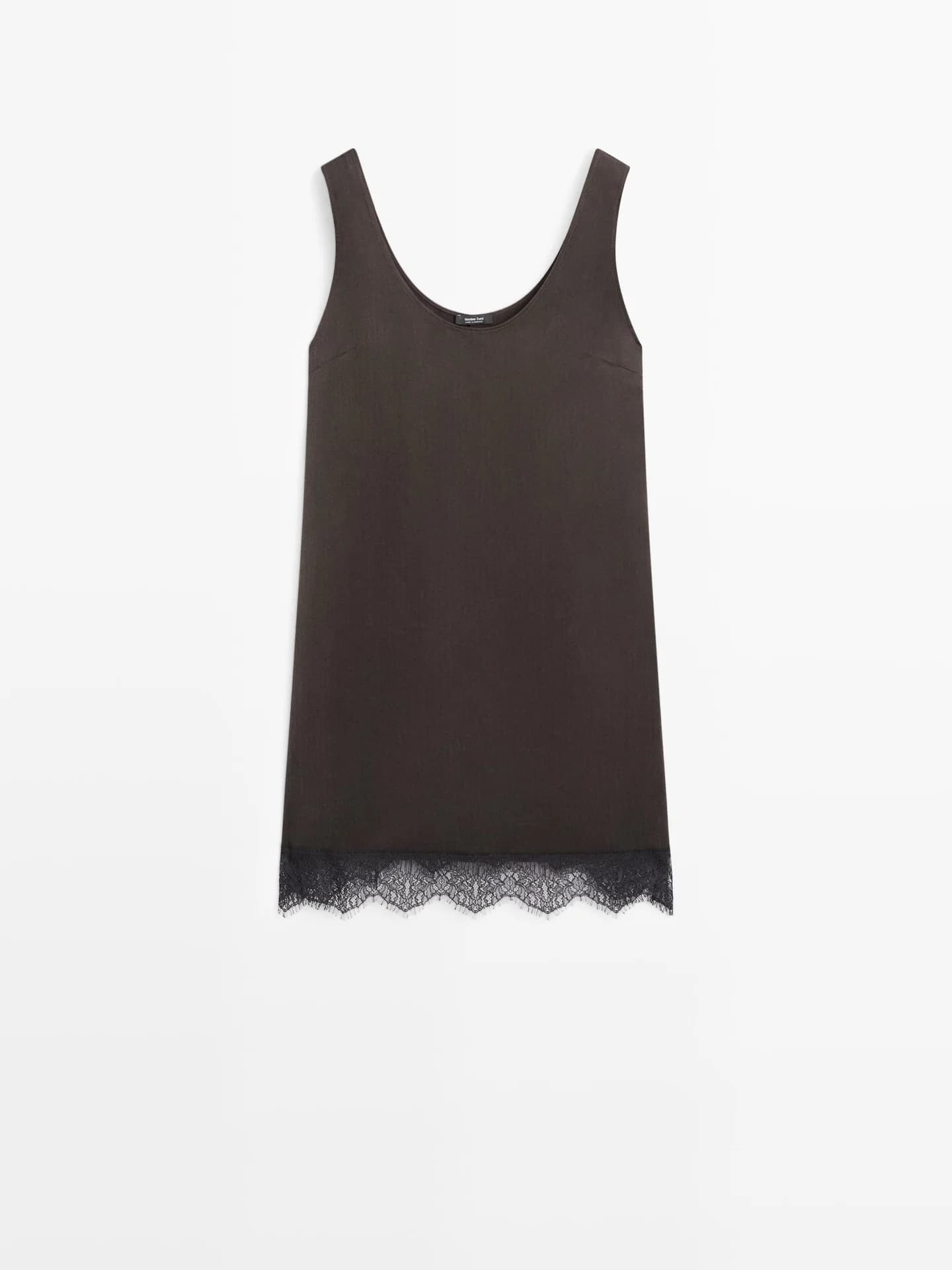 Короткое платье с кружевными деталями - фото 3