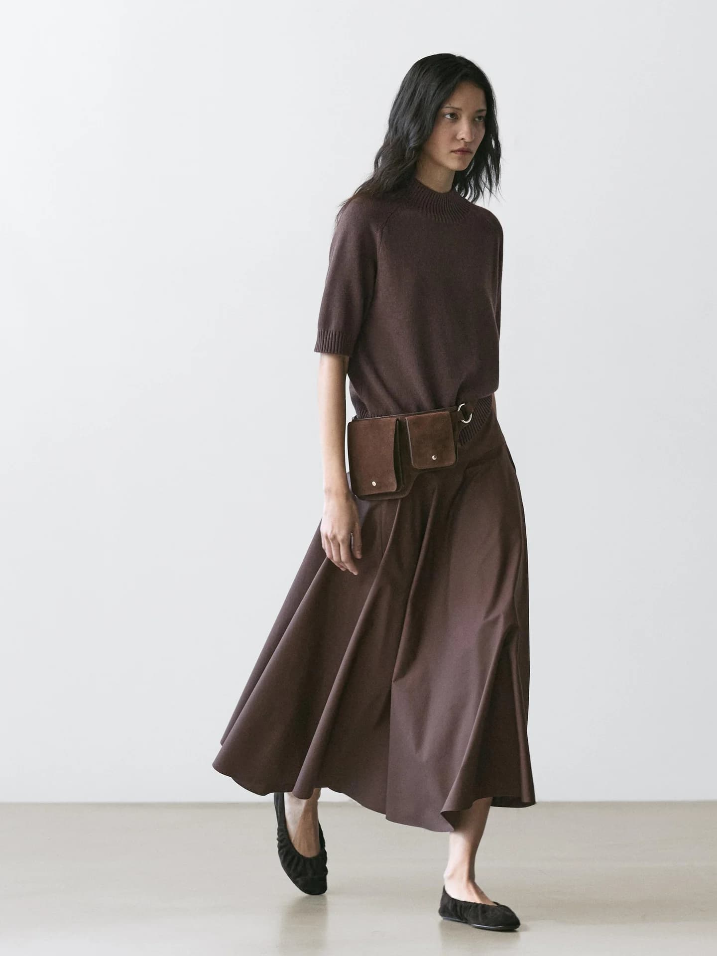 Юбка средней длины с поясом и декоративной строчкой. - фото 9